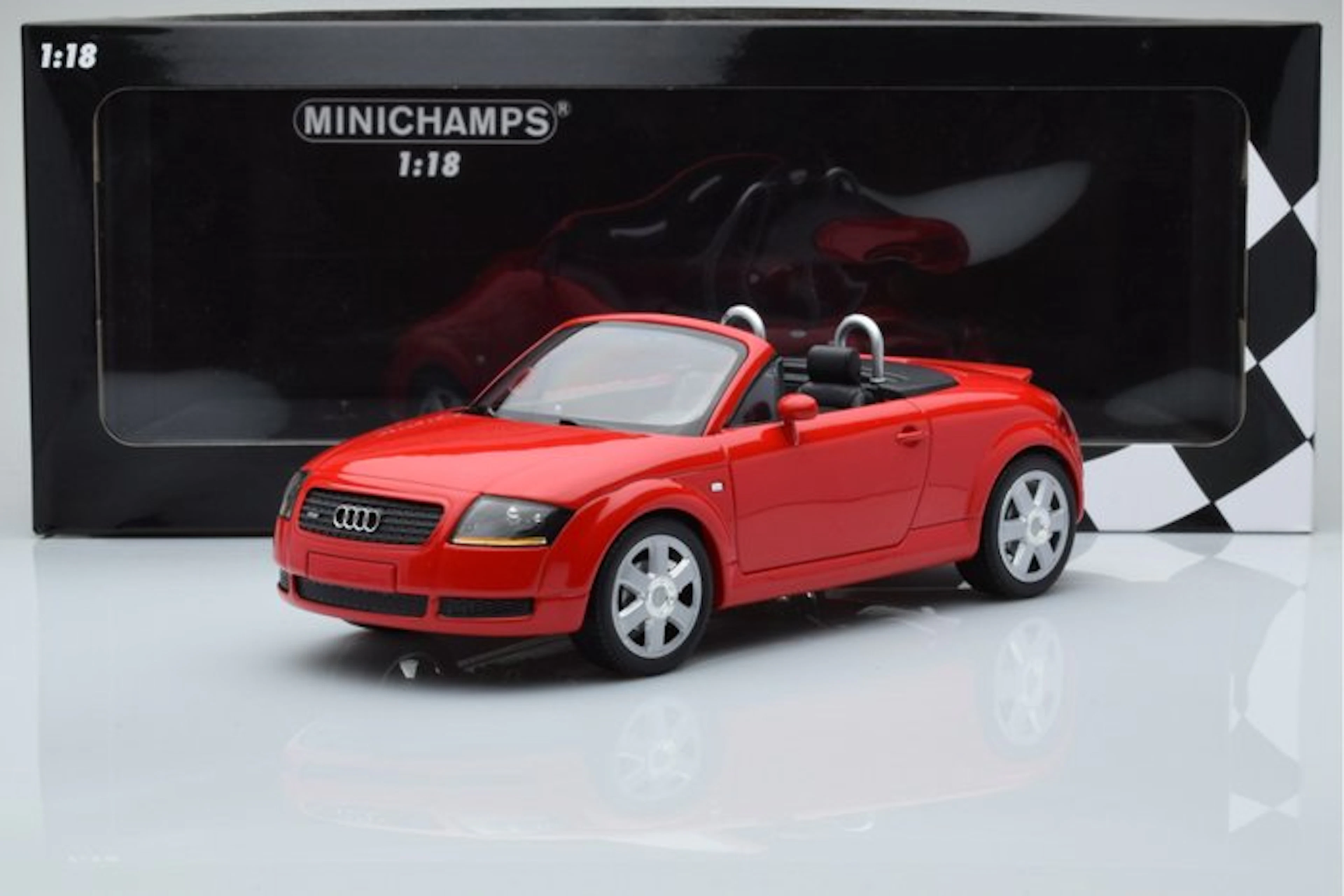 MiniChamps 1:18 - Model convertible car - Audi TT...