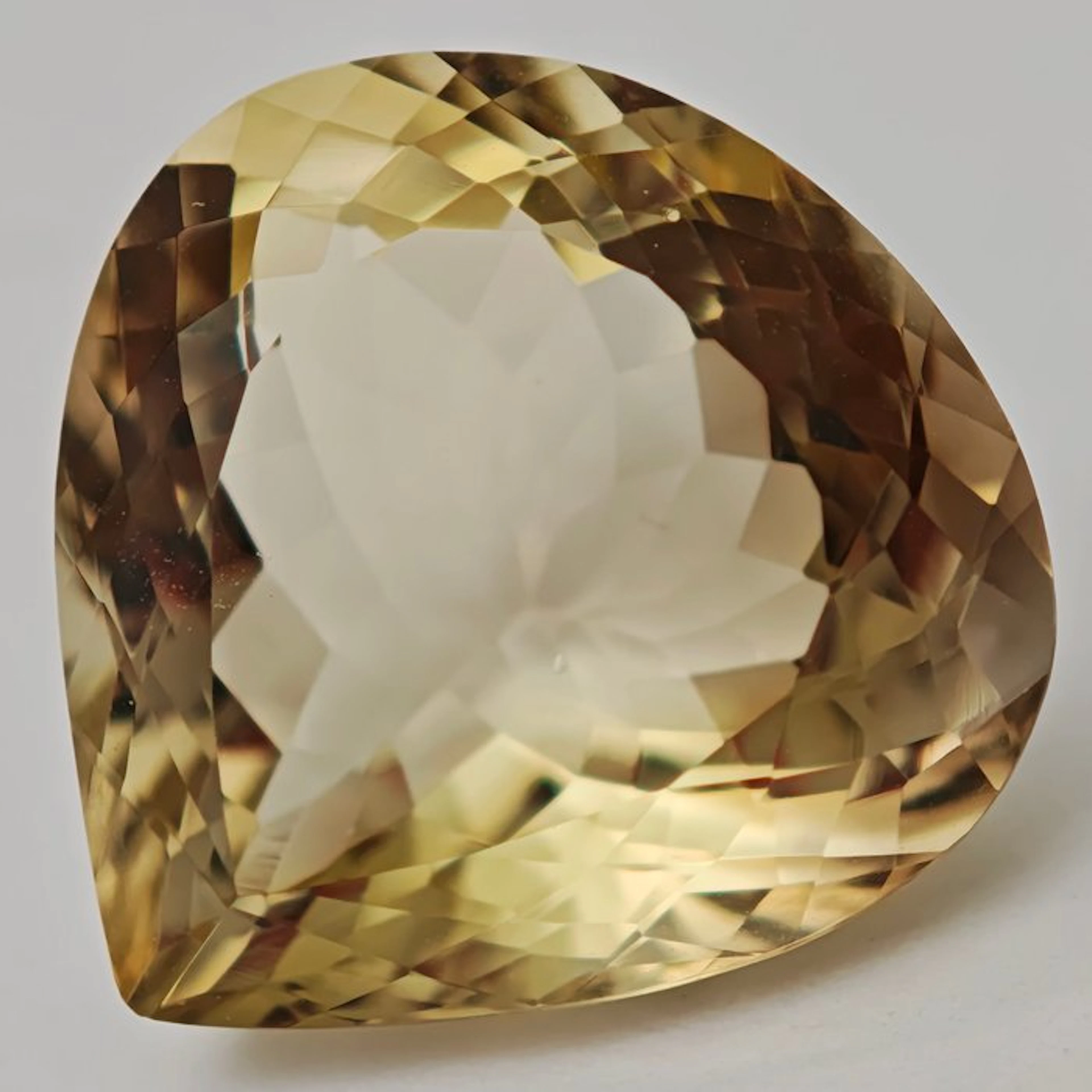 No reserve price Citrine - 29.68 ct - Antwerp Laboratory...