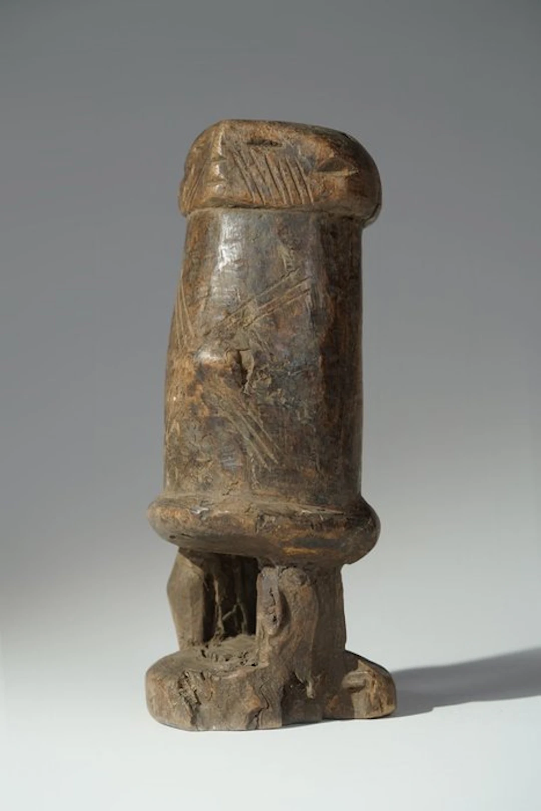 A wooden sculpture - Losso - Togo (No reserve price)