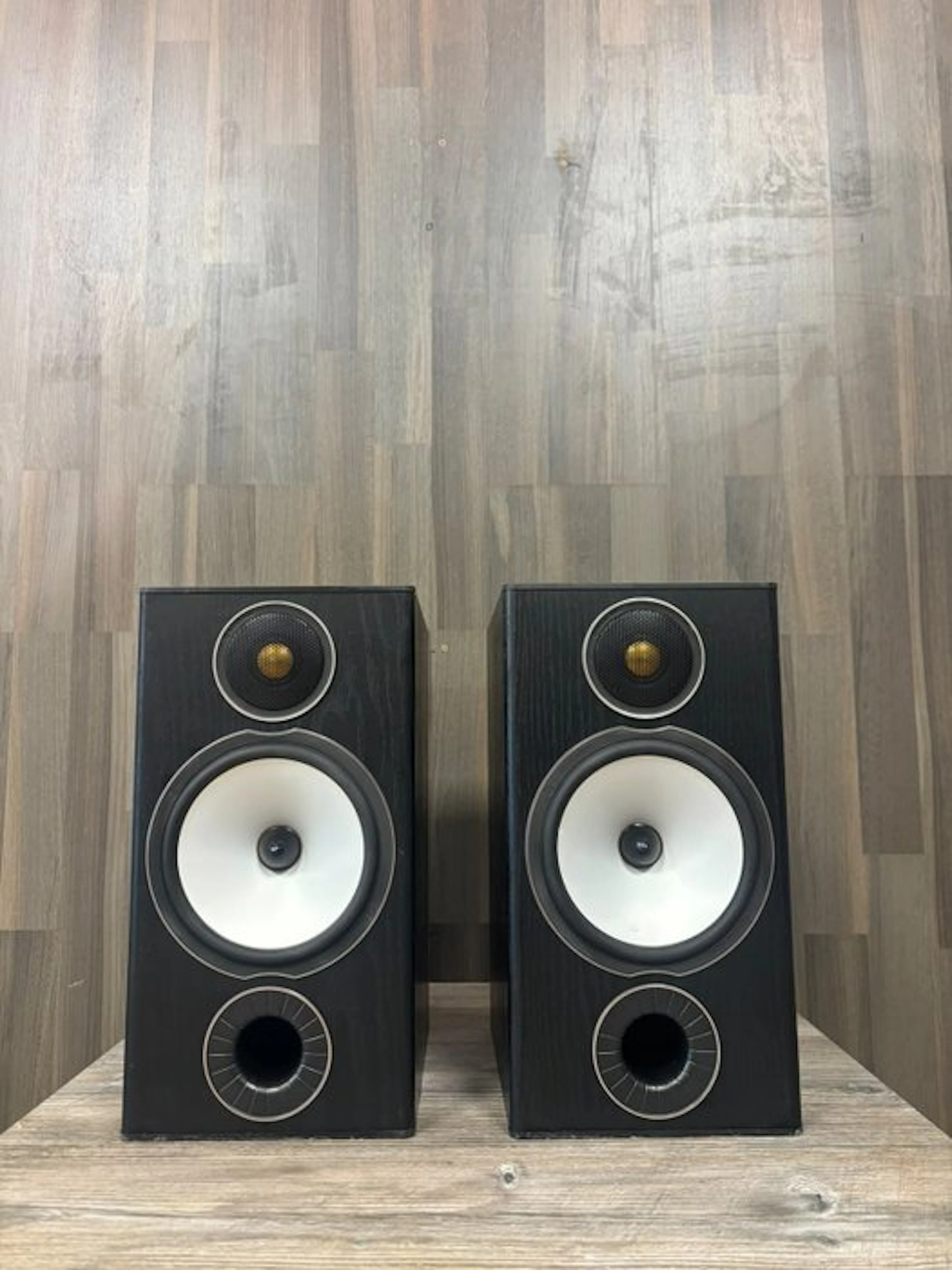 Monitor Audio - Bronze BX2 / 2-Way Bookshelf Speaker set