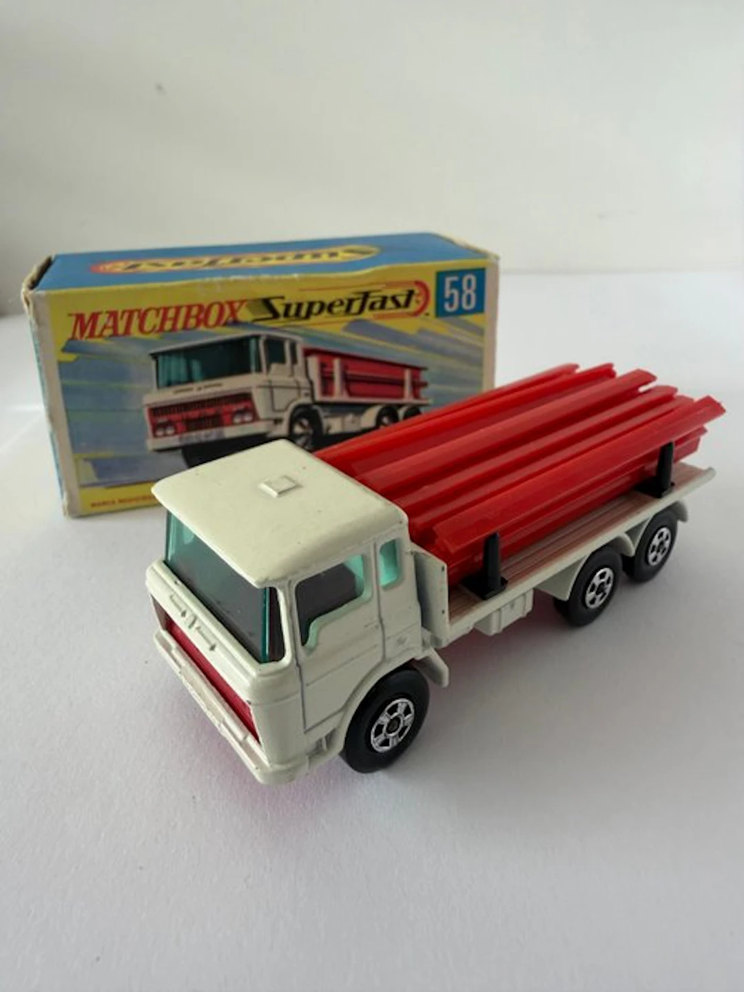 Matchbox 1:64 - Model car - DAF girder truck (Matchbox Superfast nr. 58)