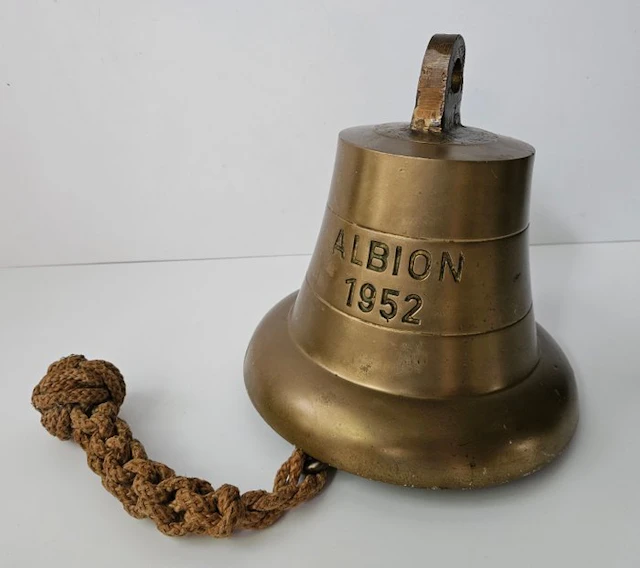 Ship's bell - Massieve bel met opschrift Albion 1952 - Bronze
