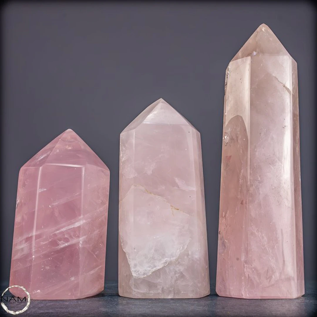 Natural rose quartz set from Brazil – 3 polished obelisks- 2305.81 g - (3)