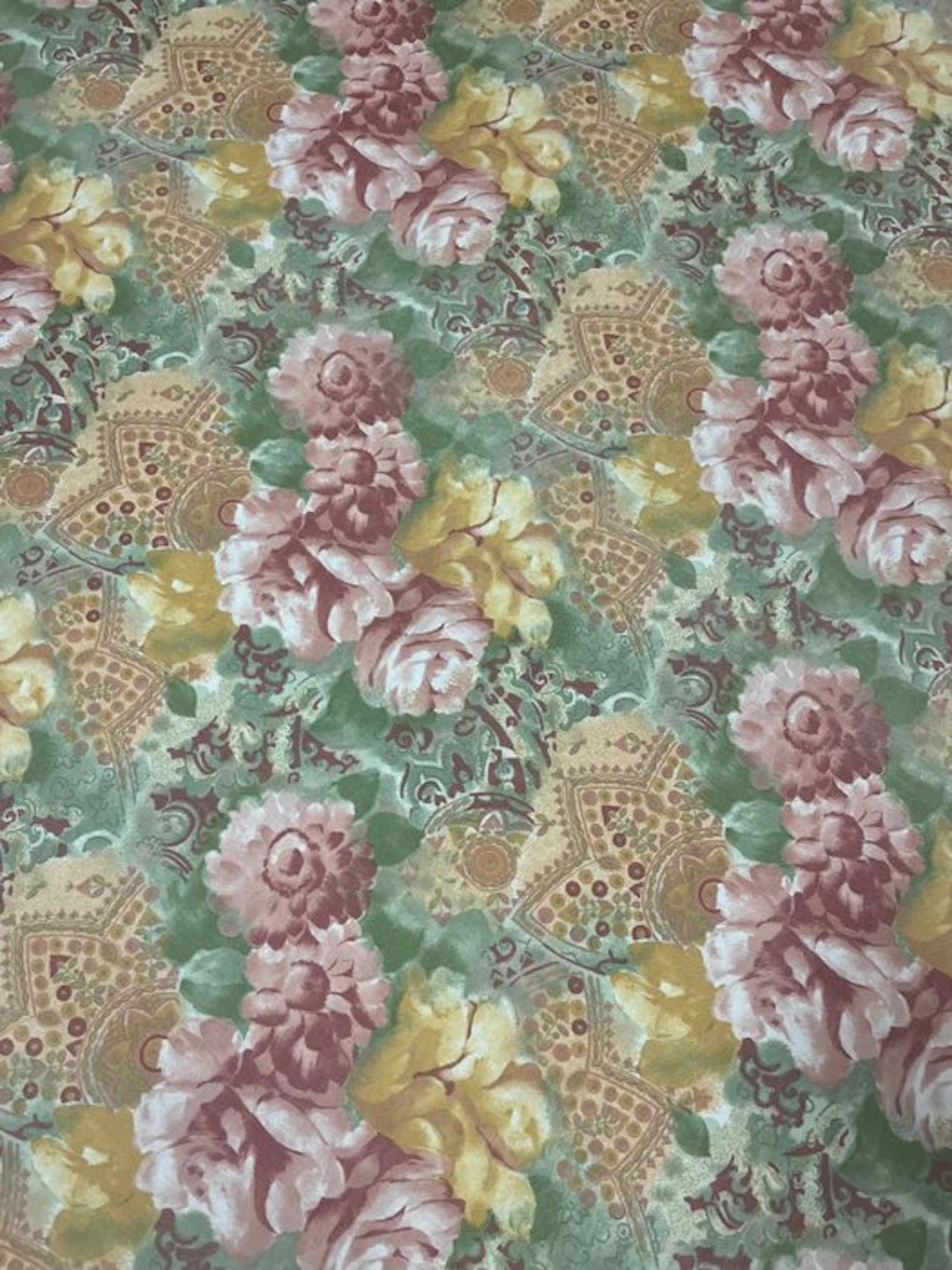 100% cotton; wonderful floral fabric - Textile - 600 cm - 145 cm