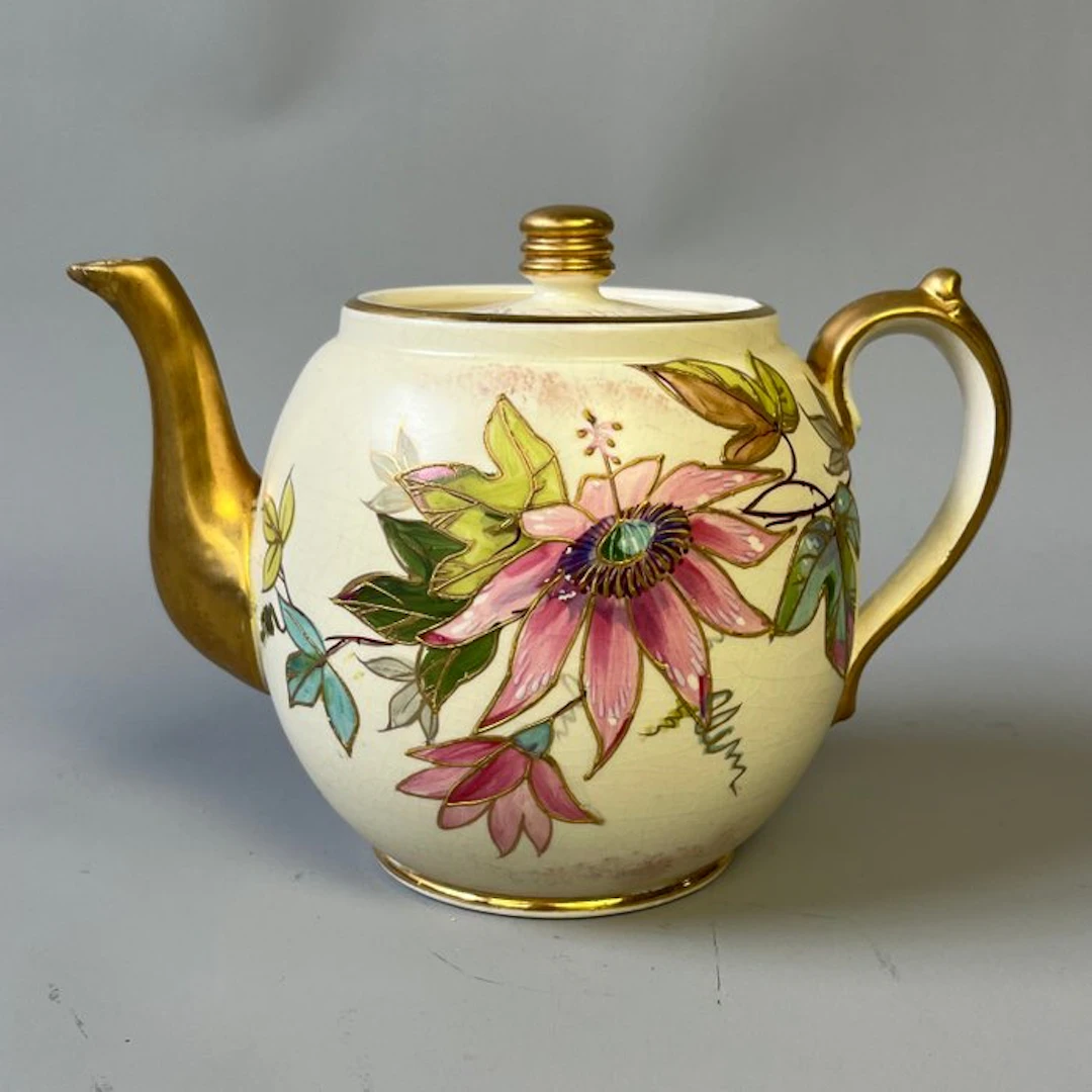 Teapot - Antique Aesthetic Movement teapot