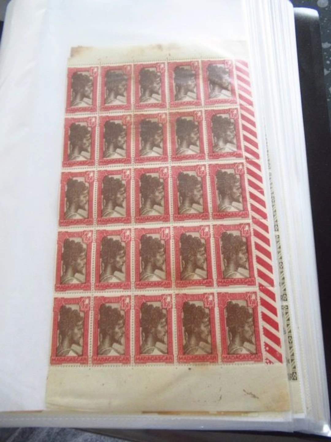 Madagascar - superbe collection de timbres, feuille et morceaux