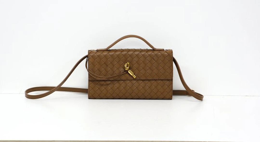 Bottega Veneta - Andiamo Clutch 25 - Bag