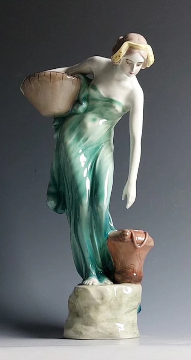 Goldscheider - E. Tell - Sculpture, 'Rückkehr vom Brunnen' - 40 cm - Ceramic