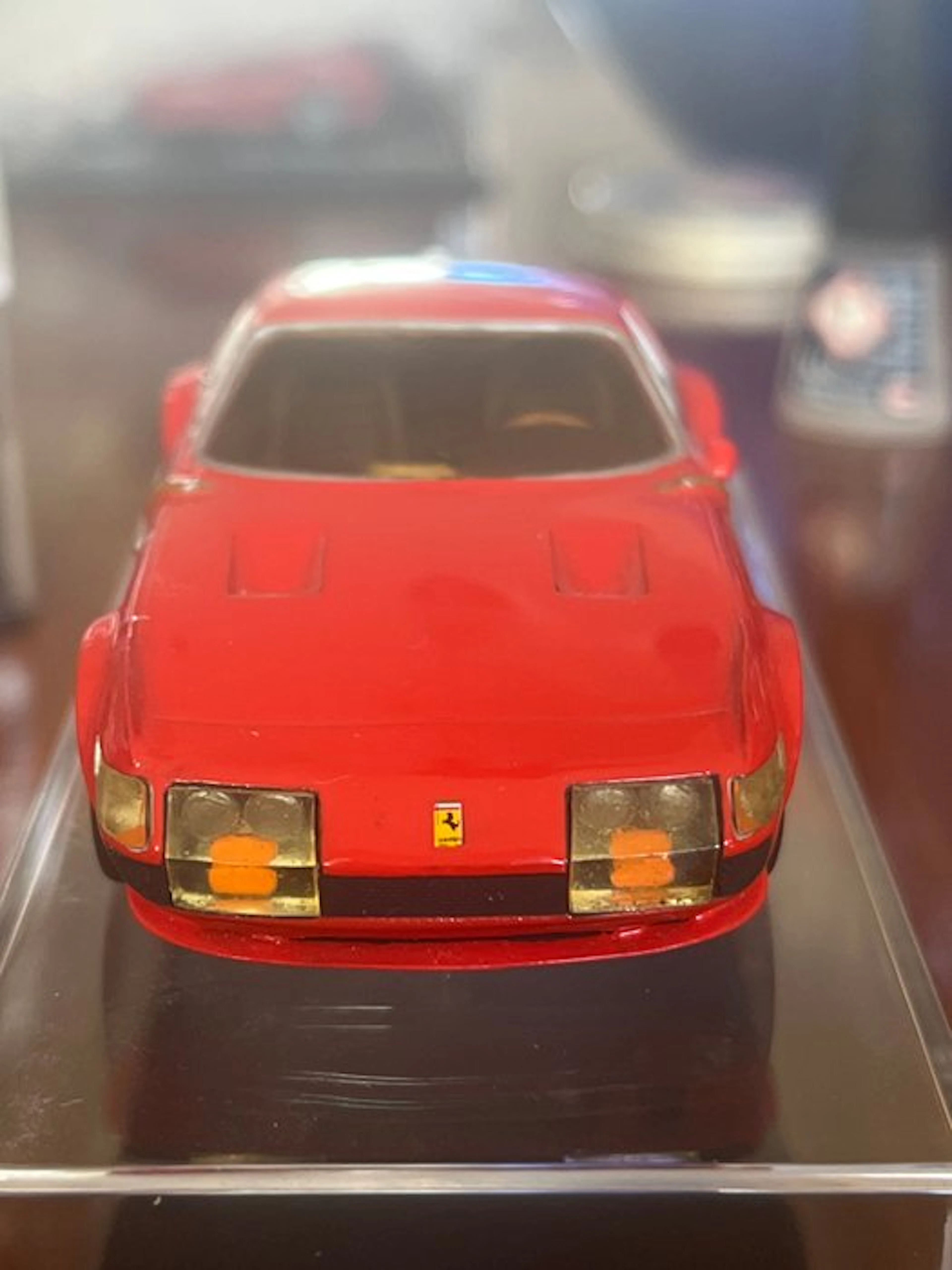 M.R.F. 1:43 - Model car - Ferrari 365 GTB/4