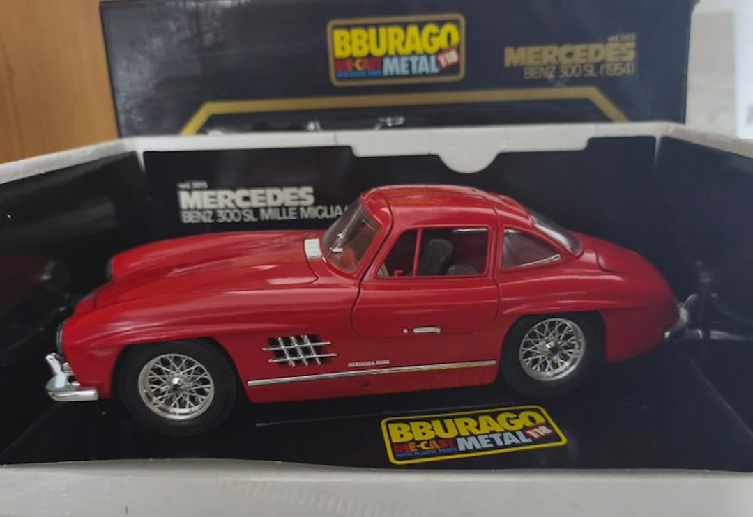 Bburago 1:18 - Model sports car - Mercedes Benz 300 SL Mille Miglia (1954)
