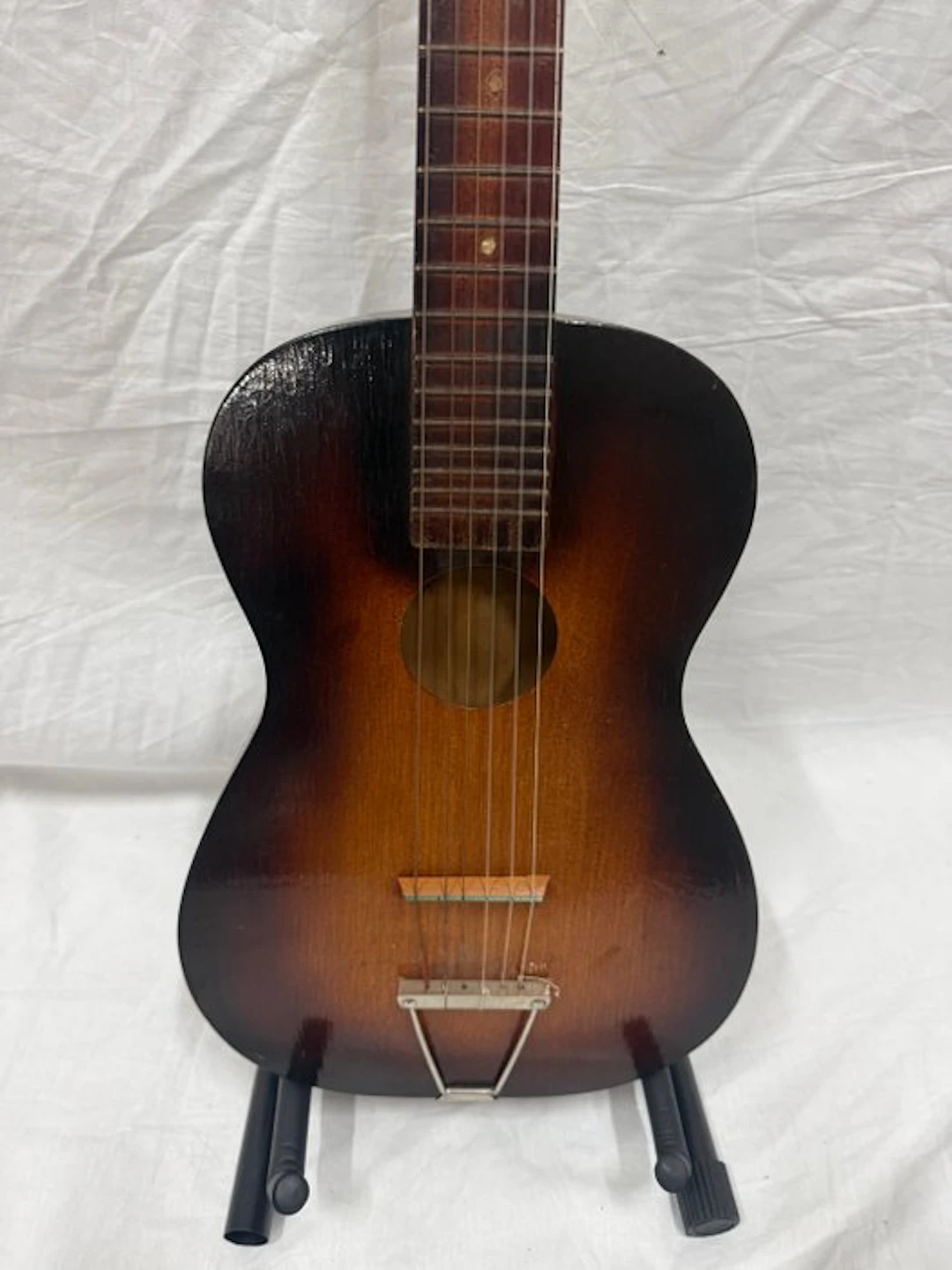 Venlonia - Vintage Parlour - - Acoustic guitar...