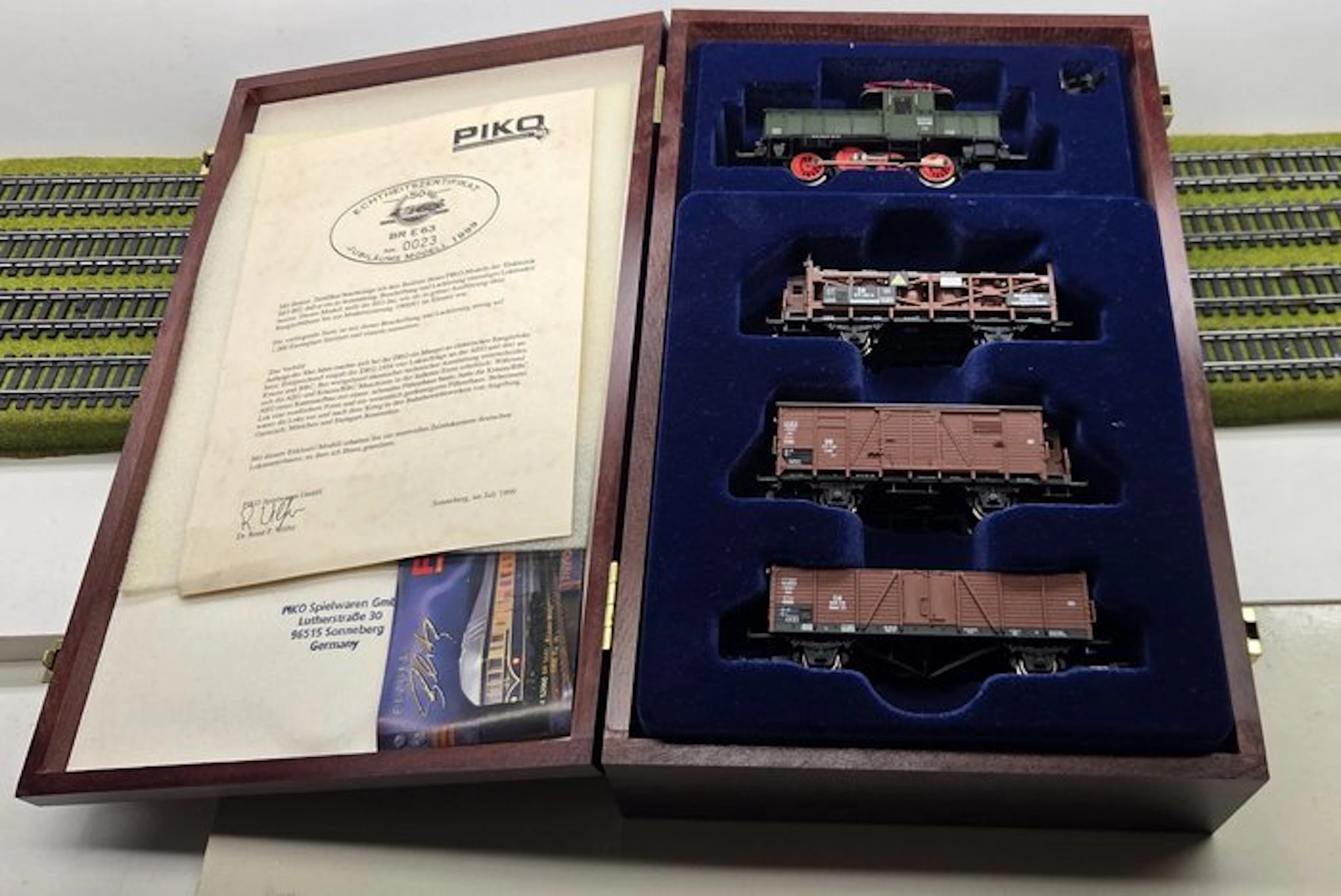 Piko H0 - 58103 - Train set (1) - Limited edition