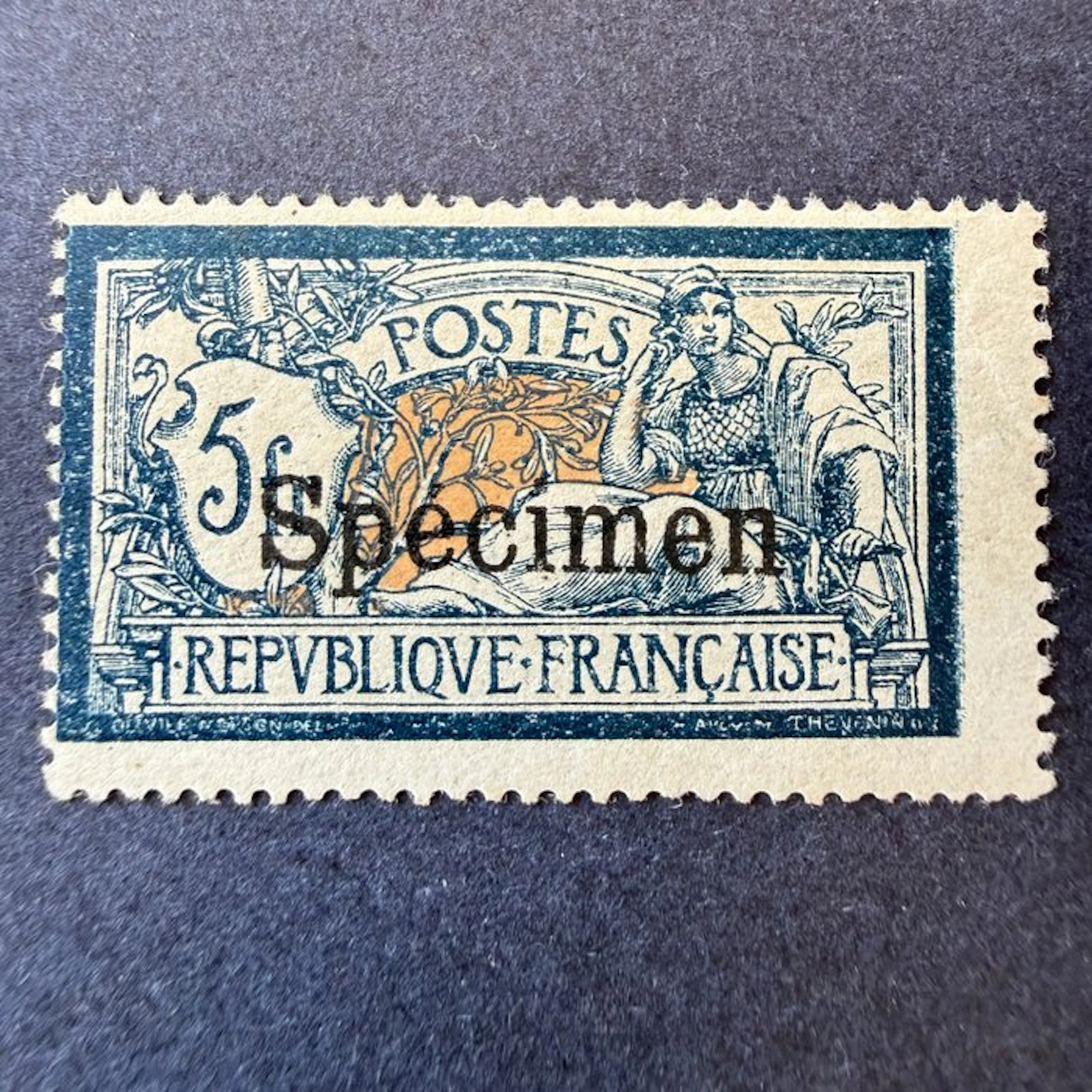 France - Yvert 123 "Cours d'instruction" specimen in mint condition* with hinge