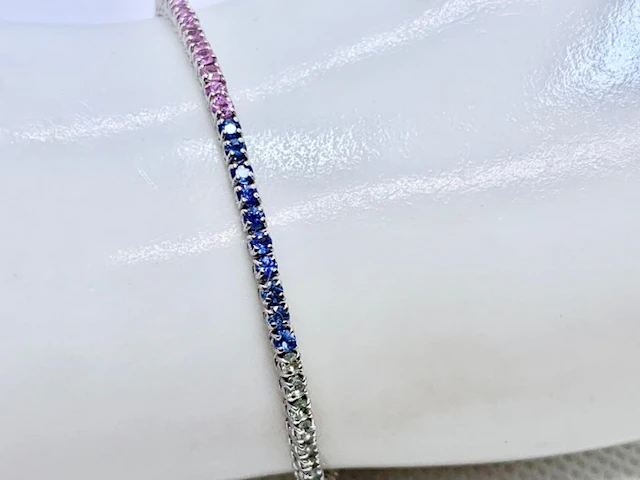 Tennis bracelet - 18 kt. White gold - 3.00ct. tw. Sapphire - Rainbow colors