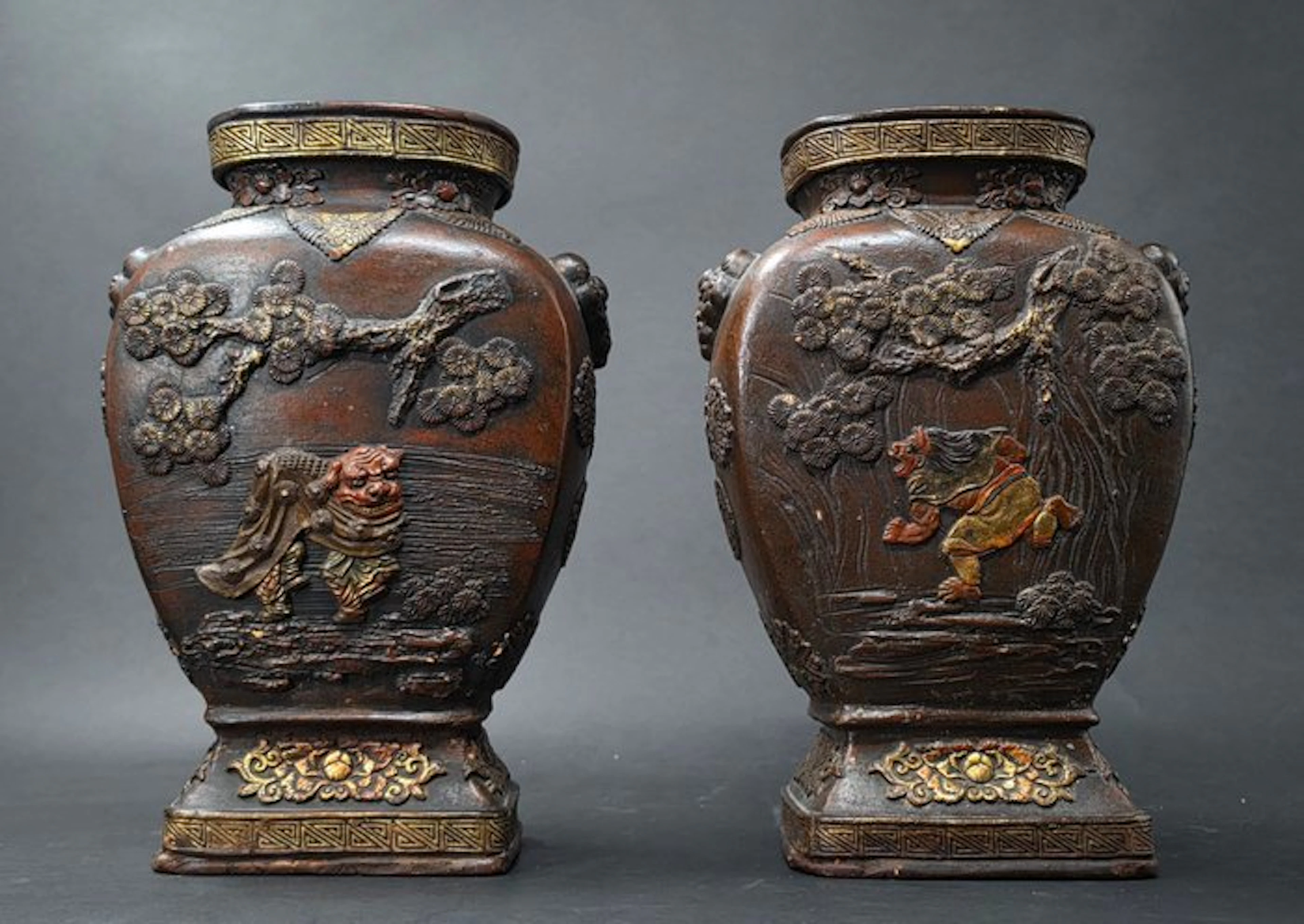 Vase - Ceramic - Japan - Edo Period (1600-1868) - Vases with Lion Dance