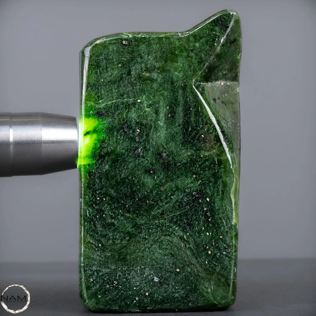 Natural high-quality nephrite jade. Freeform- 857.33 g