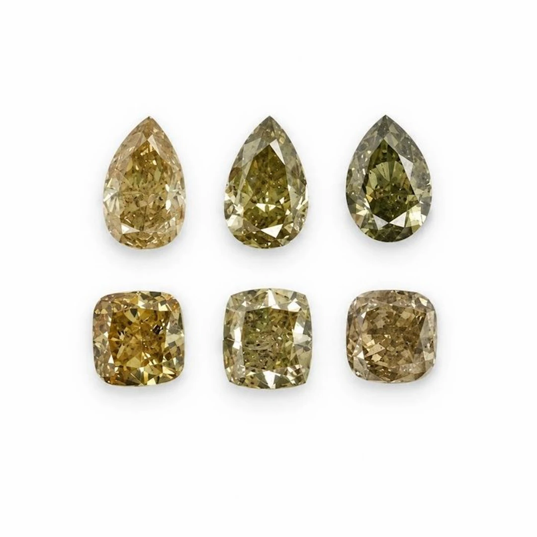 No reserve price - 6 pcs Diamond (Natural coloured)...
