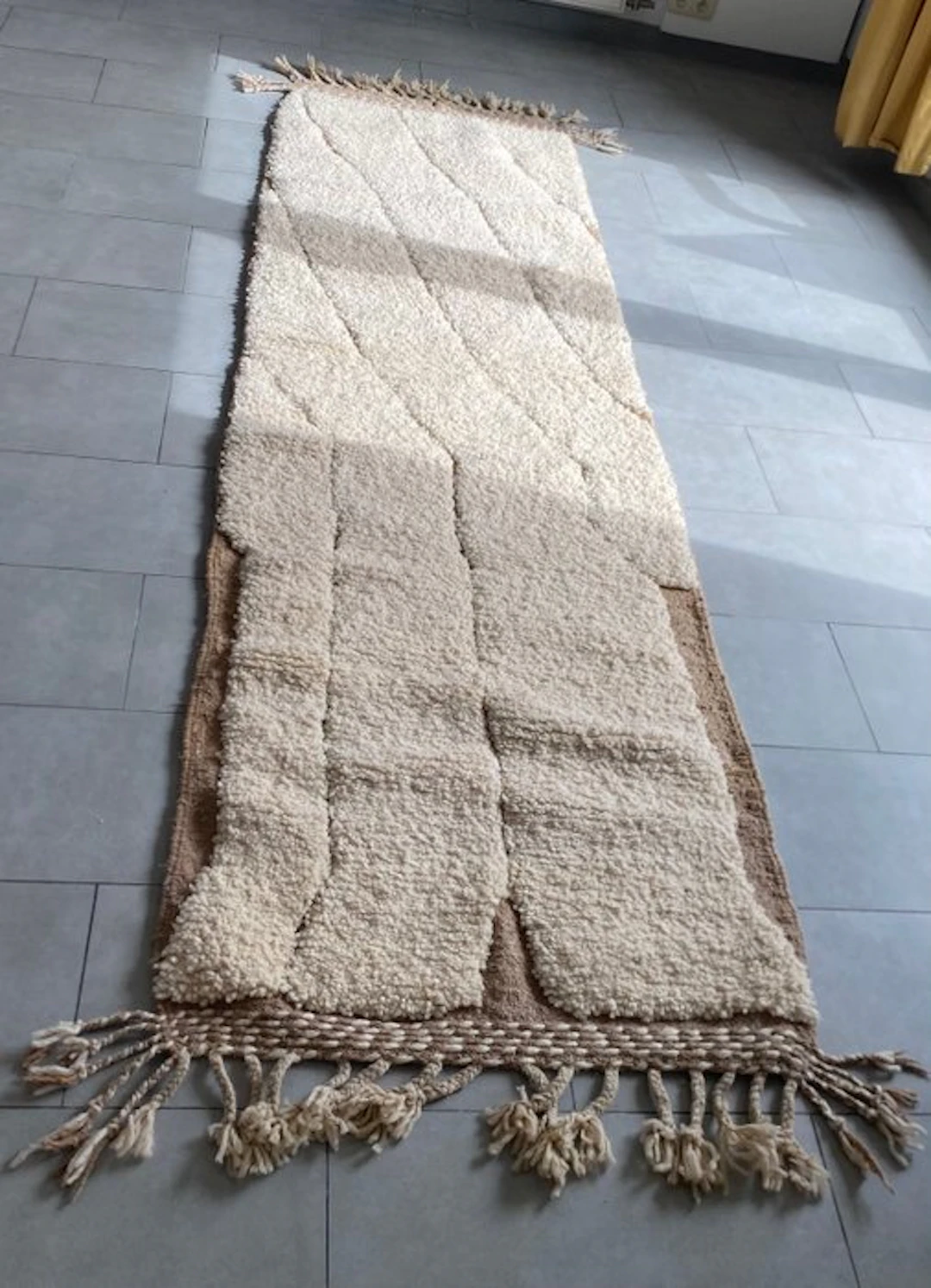 Atlas Path — Handgeweven Berber Loper - Unique & Cultural...