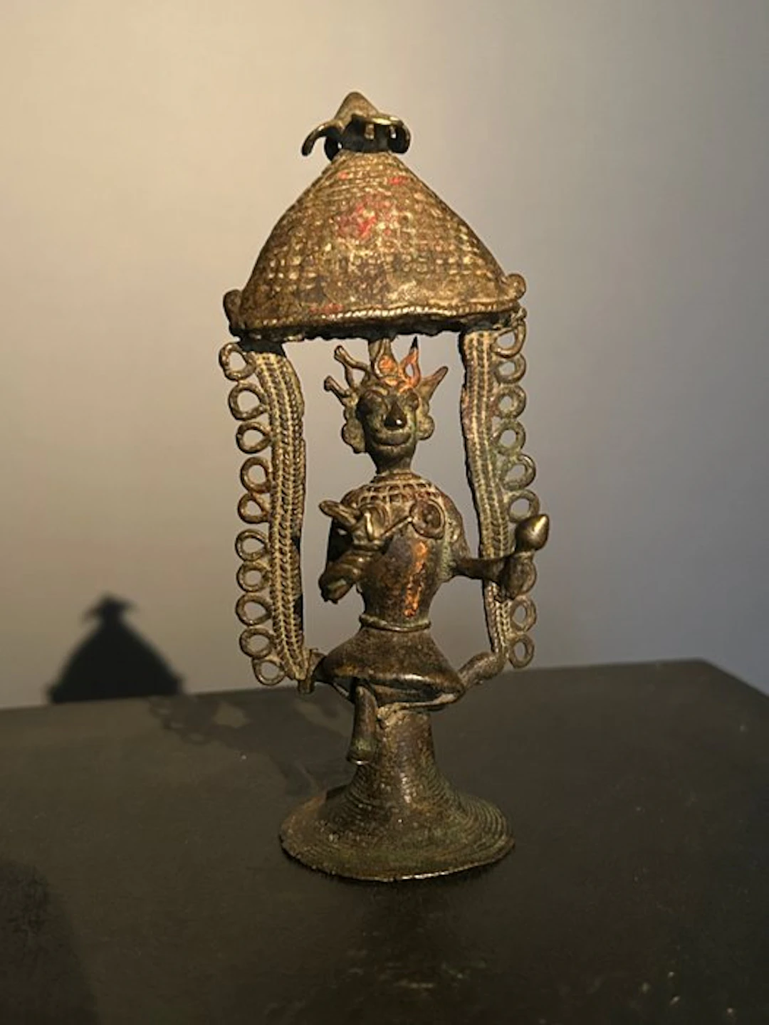 Small altar of Shiva the Destroyer - 13 cm - Bronze - India - 18th century