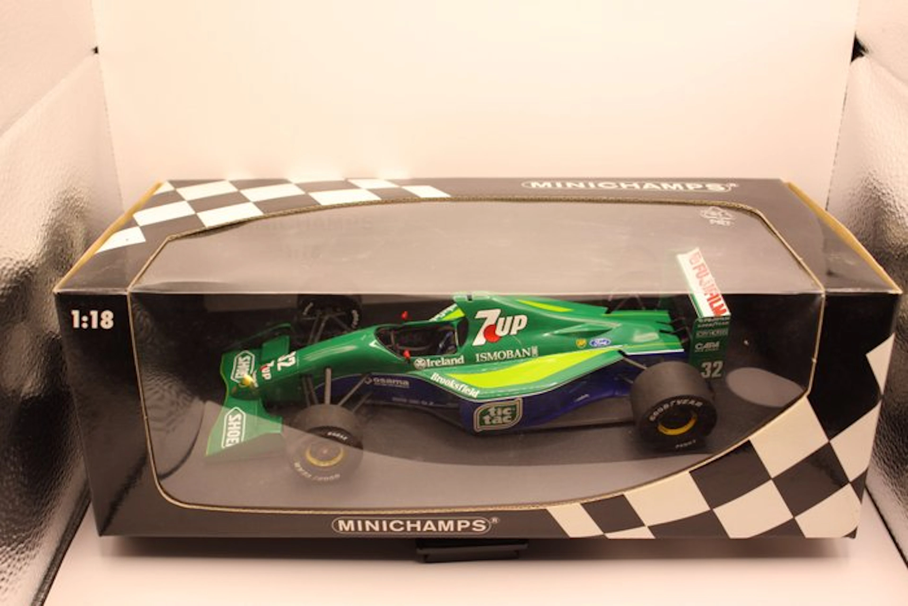 MiniChamps 1:18 - Model race car - Jordan Ford 191