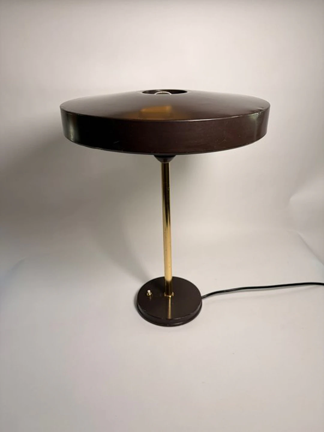 Philips - Louis Kalff - Desk lamp - Lacquered brass - Timor by Louis Kalff