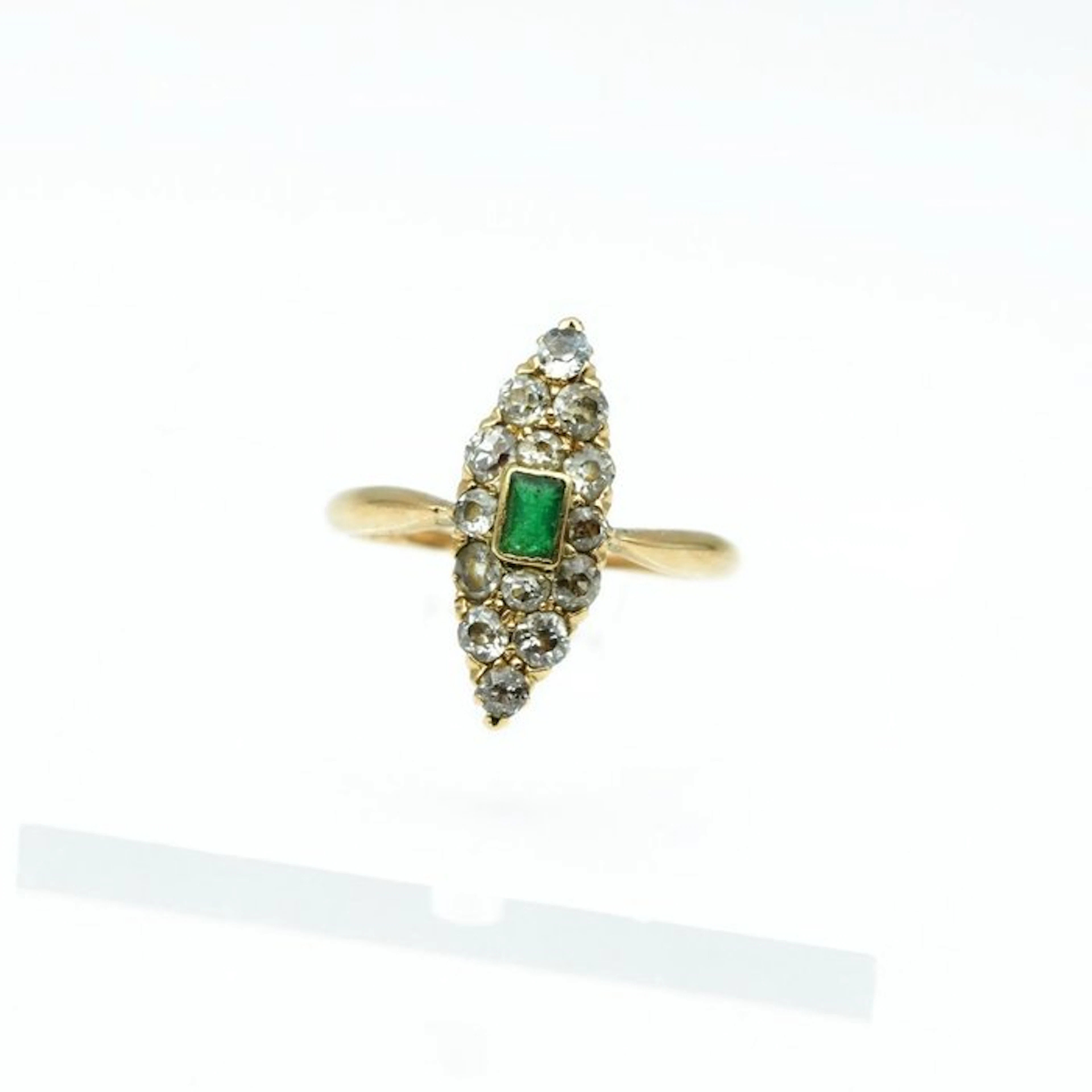 Ring - 18 kt. Yellow gold Emerald - Diamond
