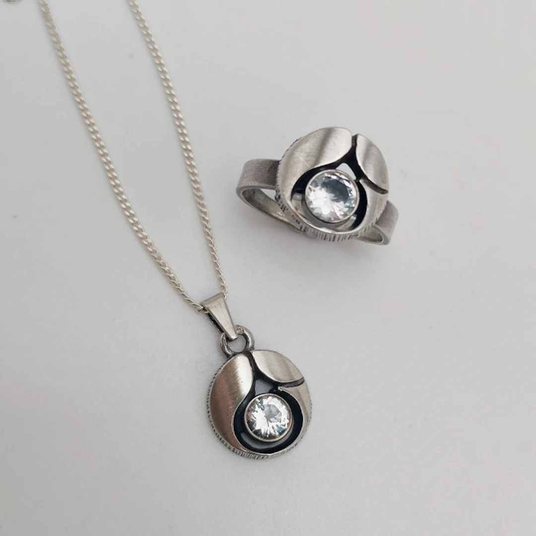 No reserve price - Finnfeelings - 2 piece jewellery set Silver - Karl Laine