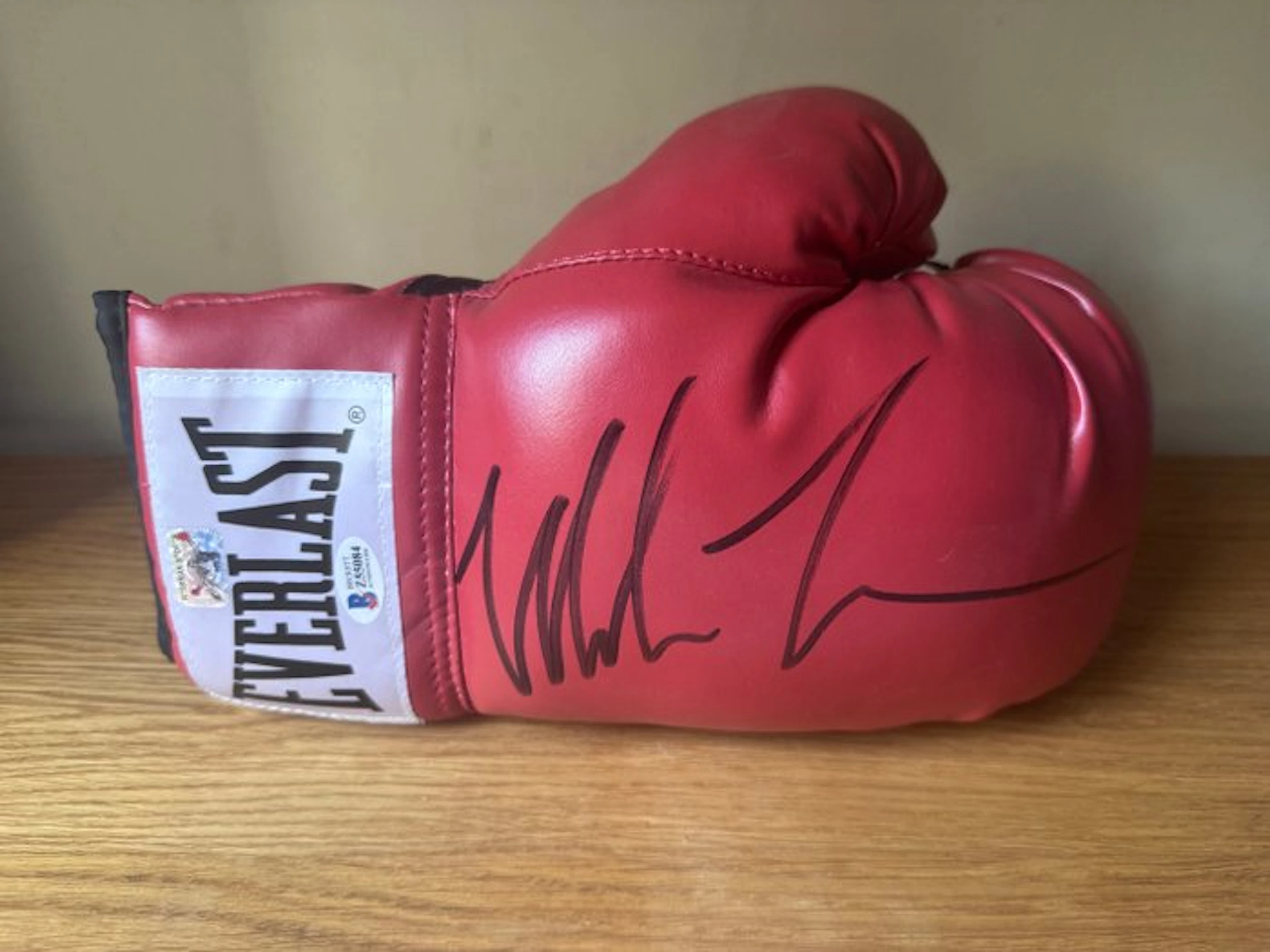 Boxing - Mike Tyson - Boxing glove