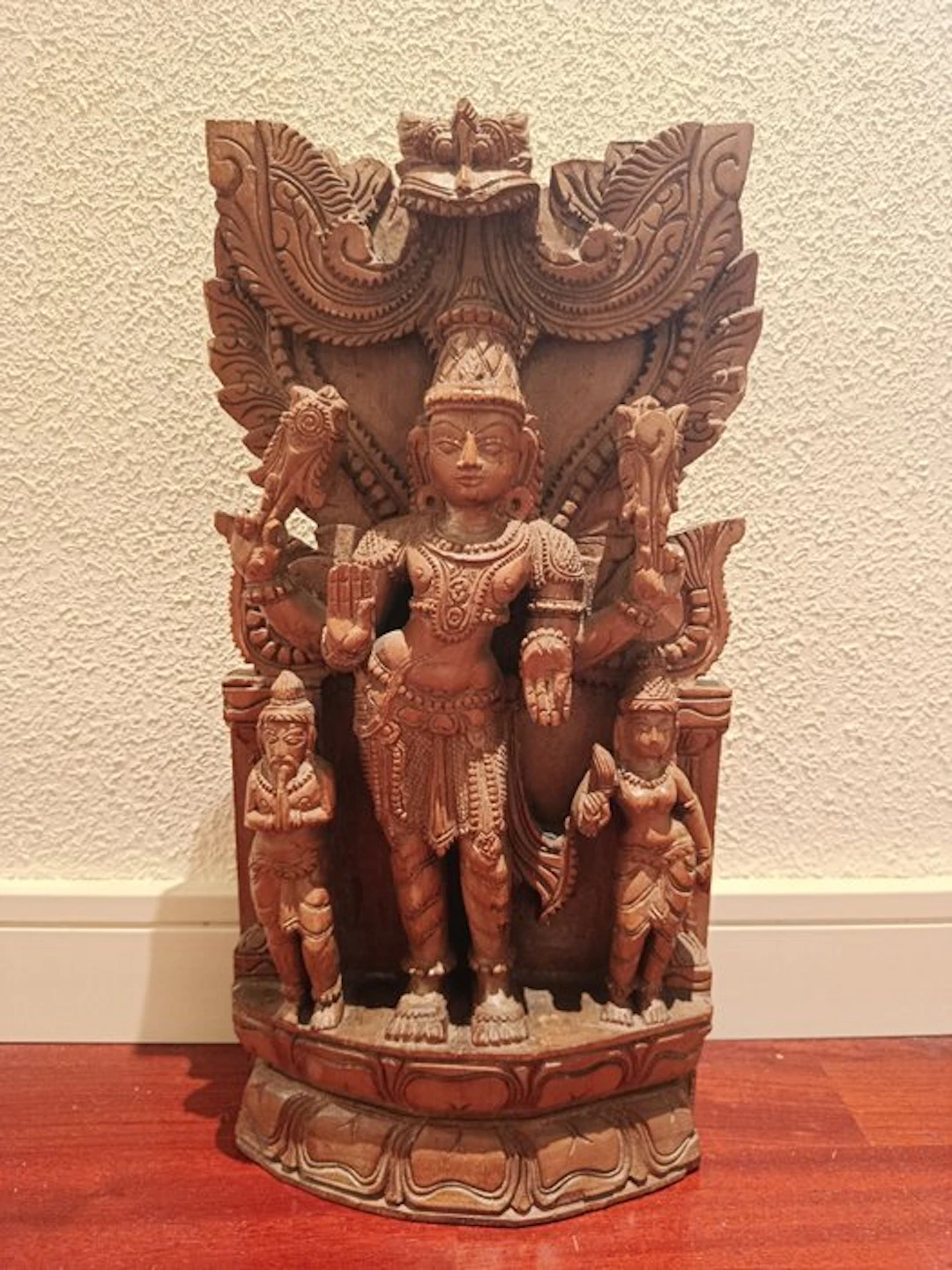 Relief of the Hindu god Vishnu - 45 cm - Wood - India...