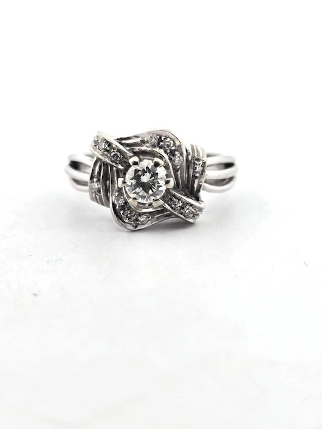 Ring - 18 kt. White gold - 0.57ct. tw. Diamond (Natural) - Diamond