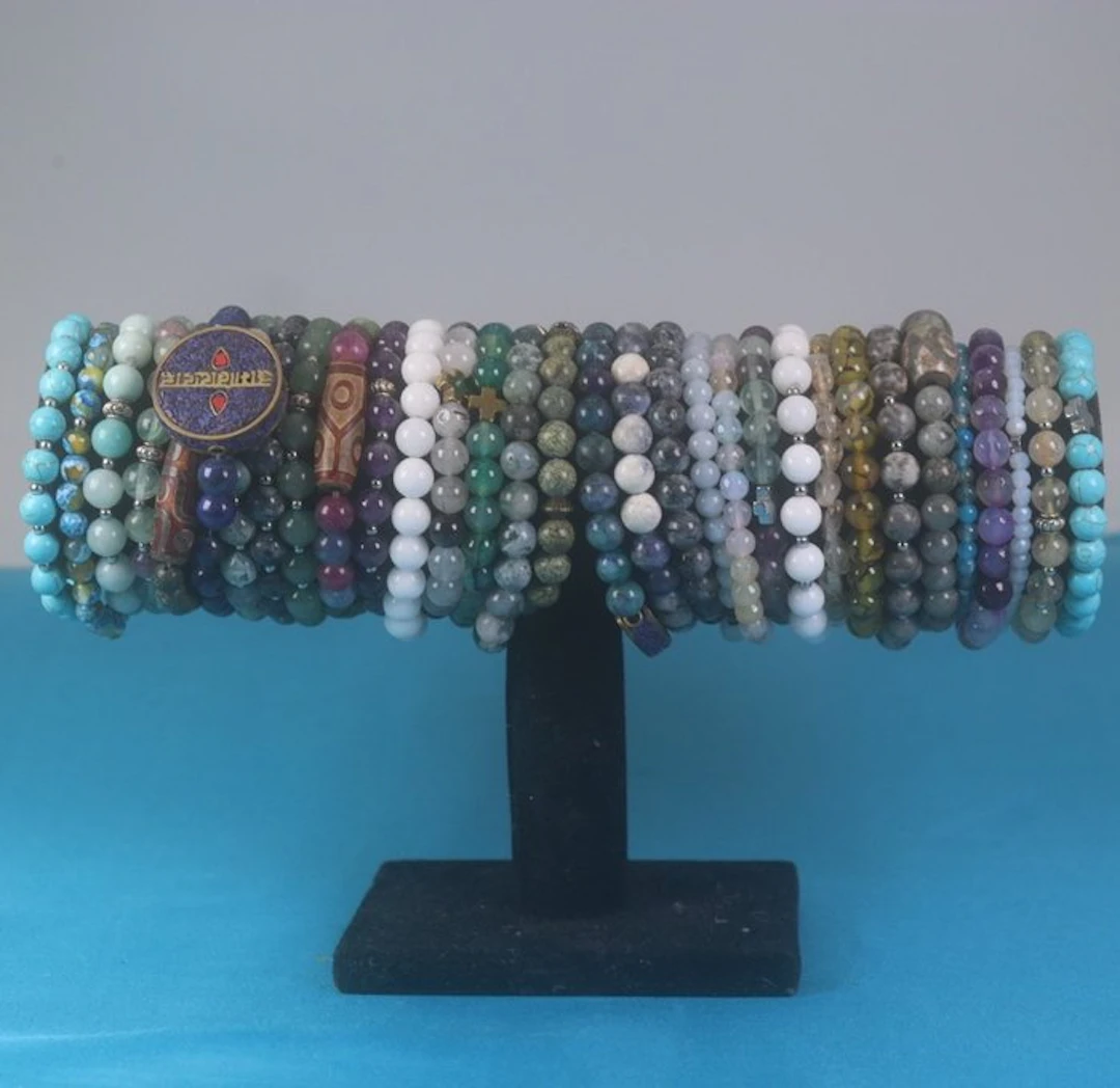 Bracelets with natural gemstones - amethyst
