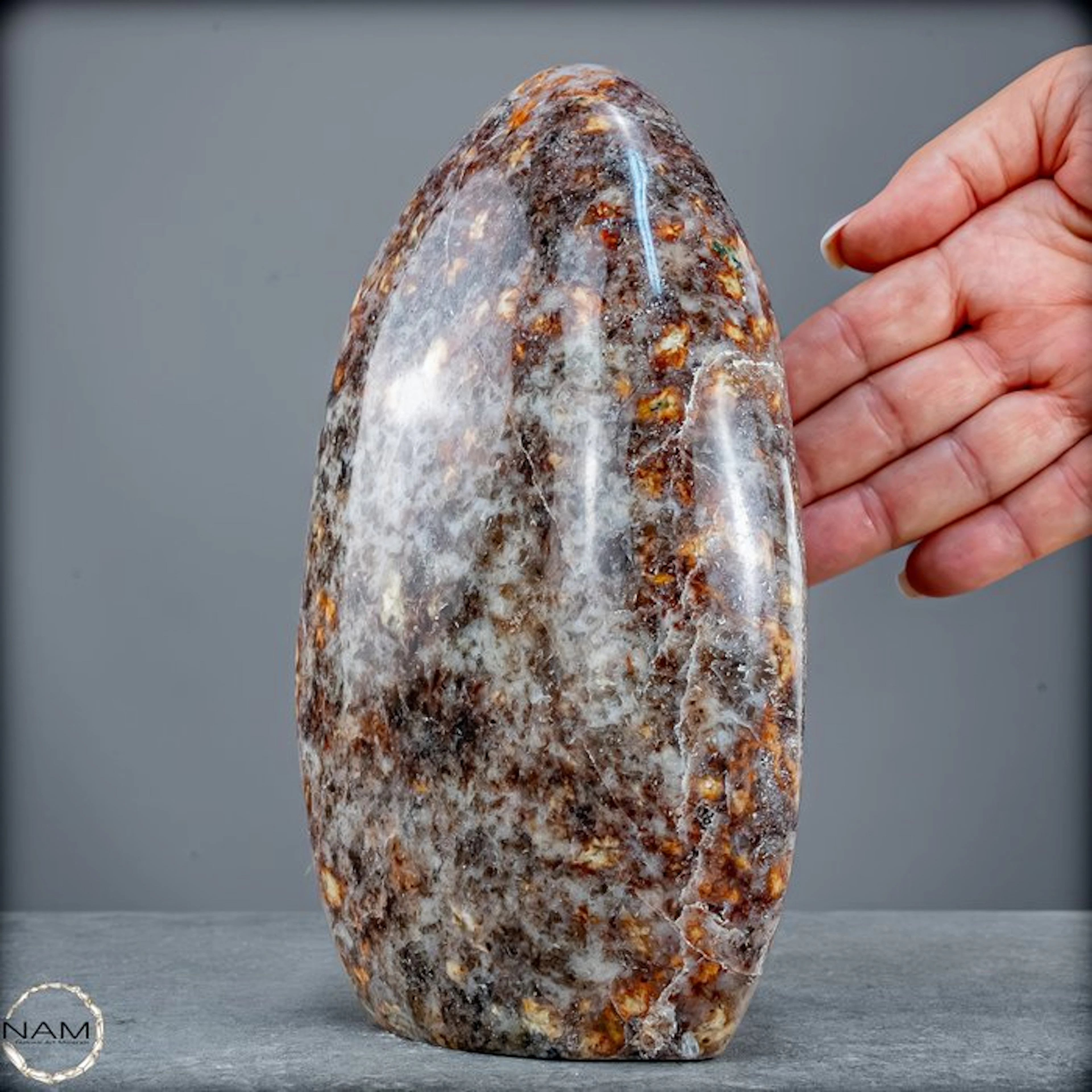 Red cordierite freeform – Fascinating Mineral structure...