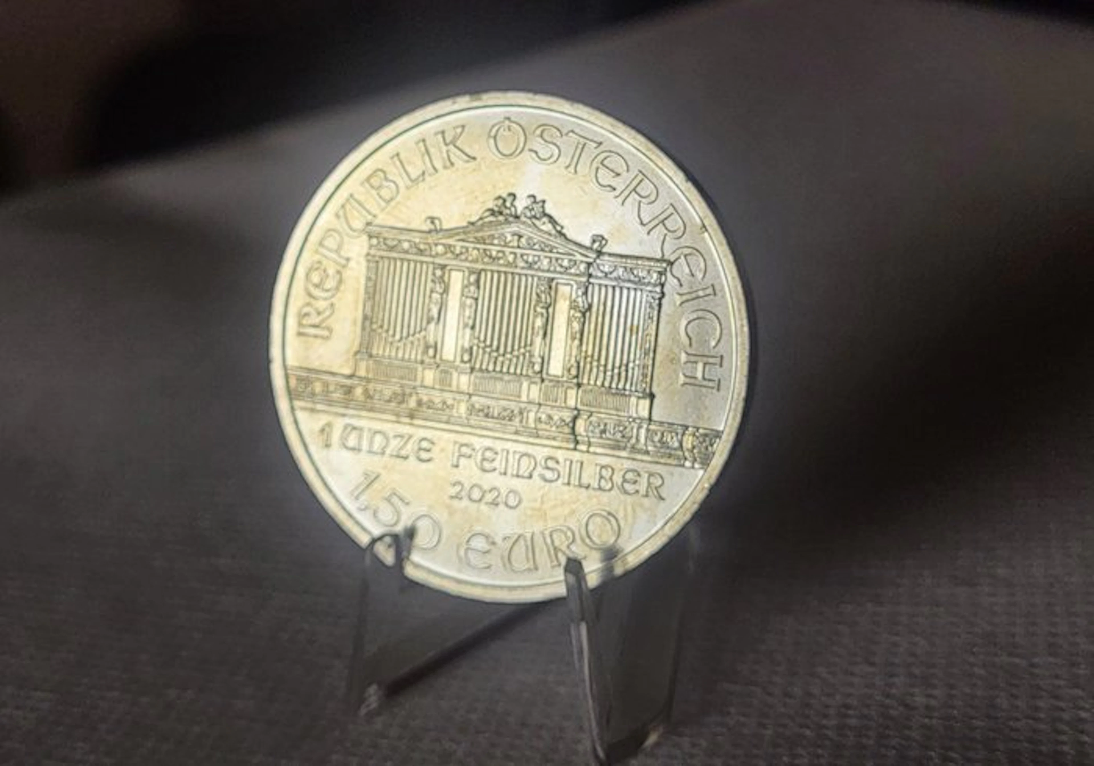 Austria. 1 1/2 Euro 2020 "Wiener Philharmoniker" (No reserve price)