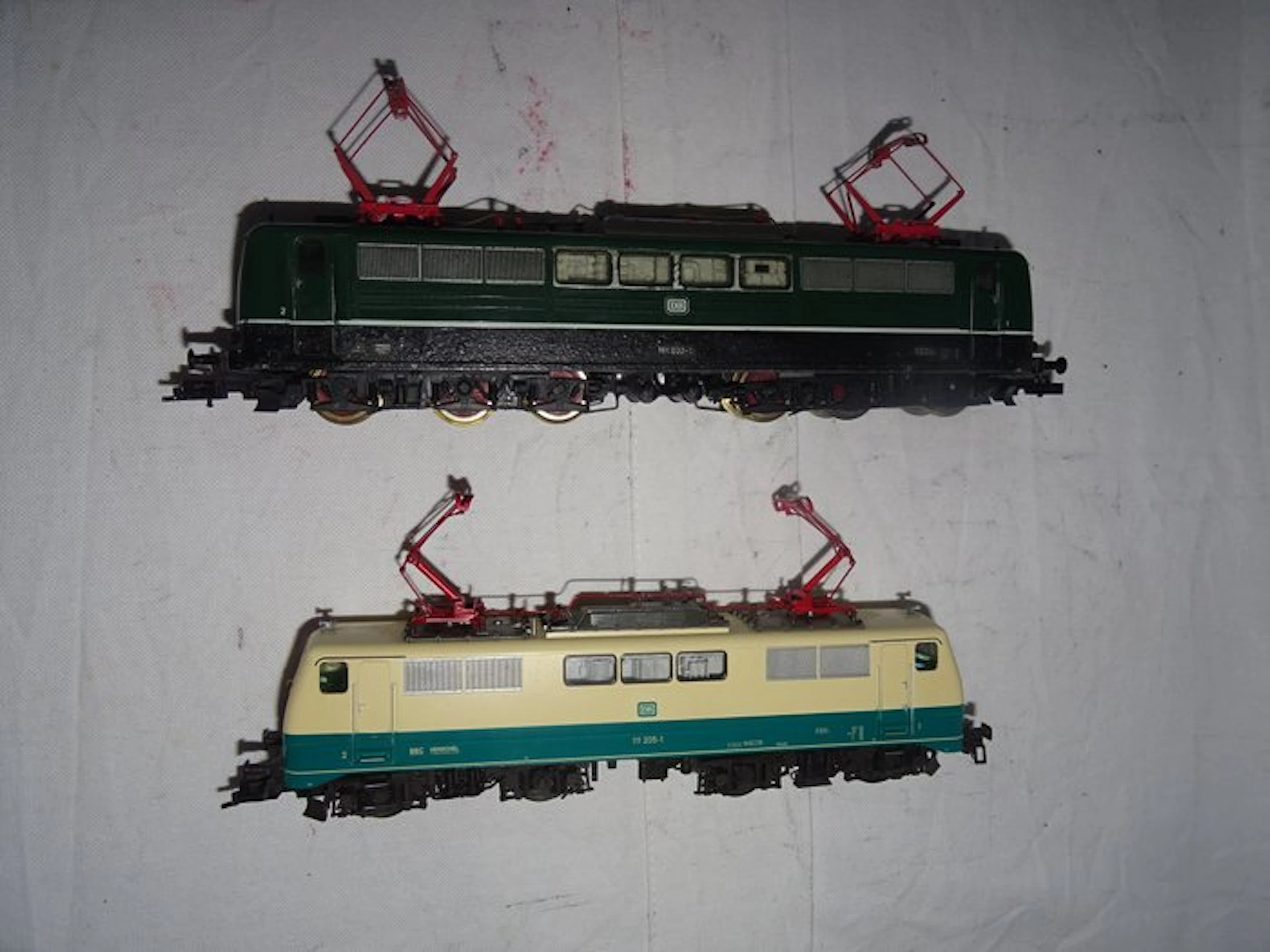 Fleischmann N - Steam locomotive with tender (2) - Two locomotive hobbyist lot