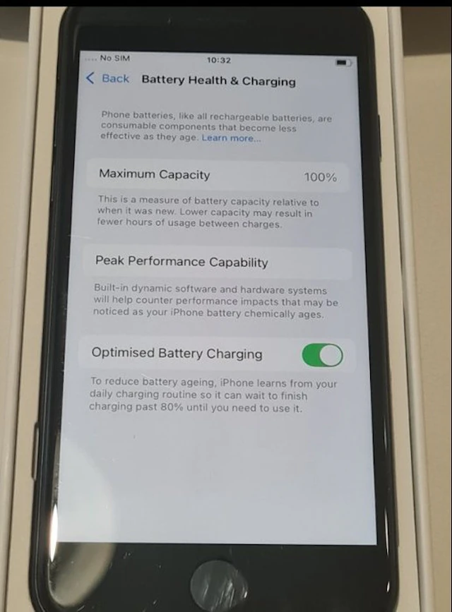 Apple iPhone SE (2020