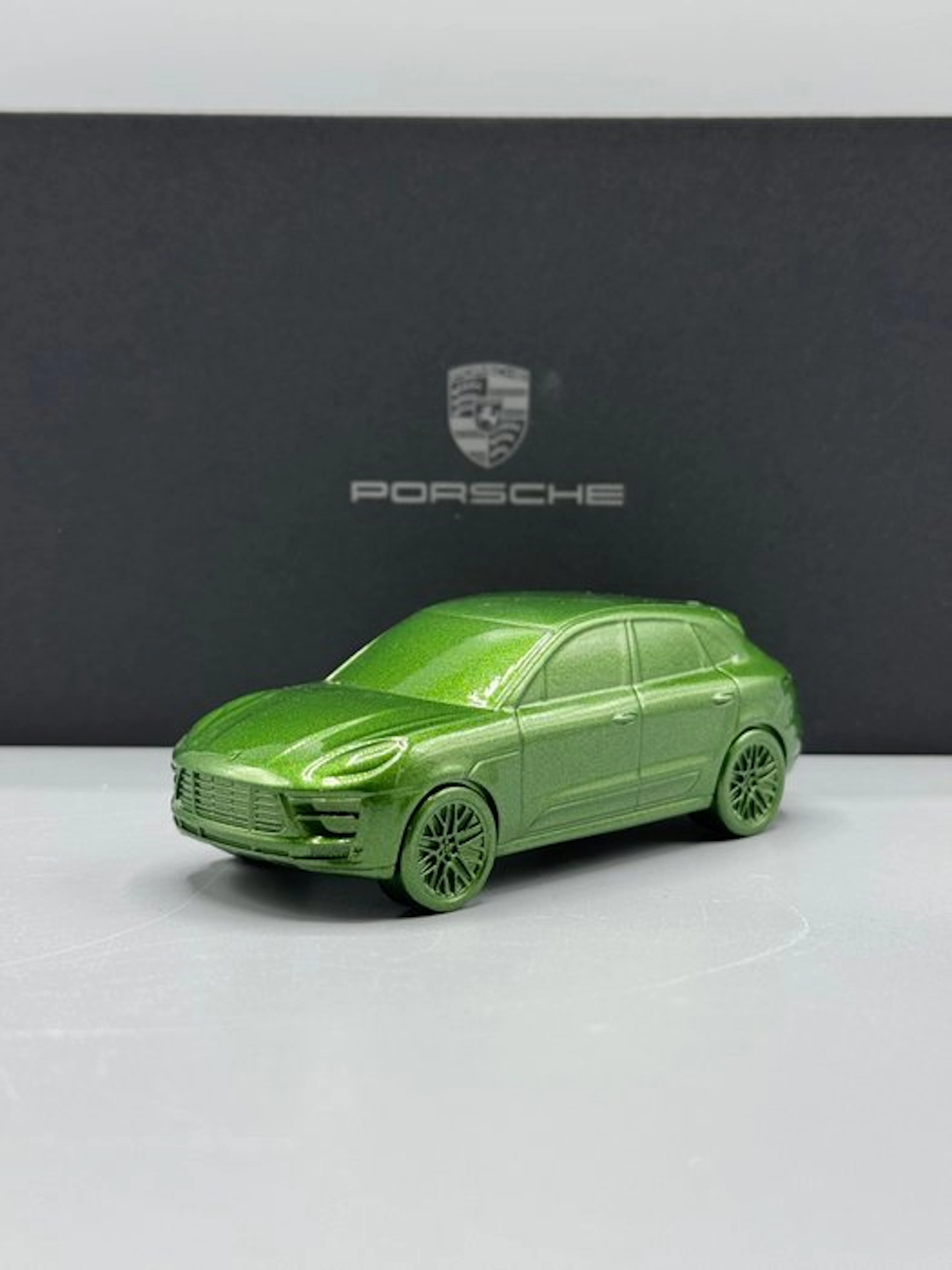 Porsche Macan Turbo Mamba Green paperweight - Porsche