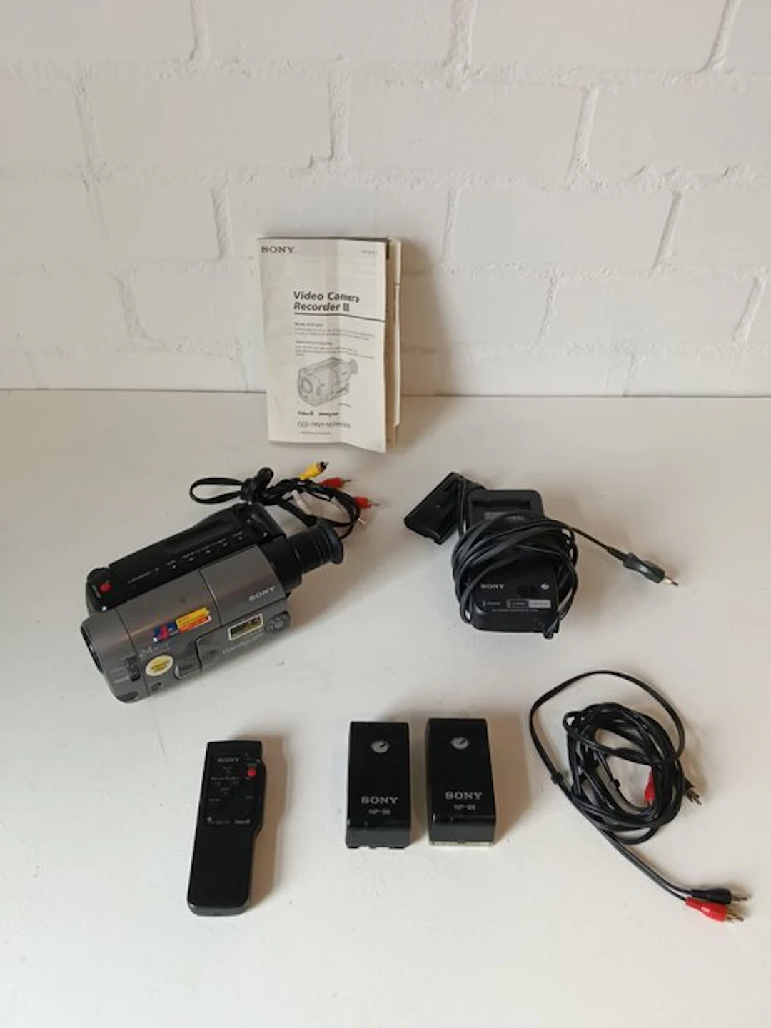 Sony Handycam CCD-TRV21E Video8 camera