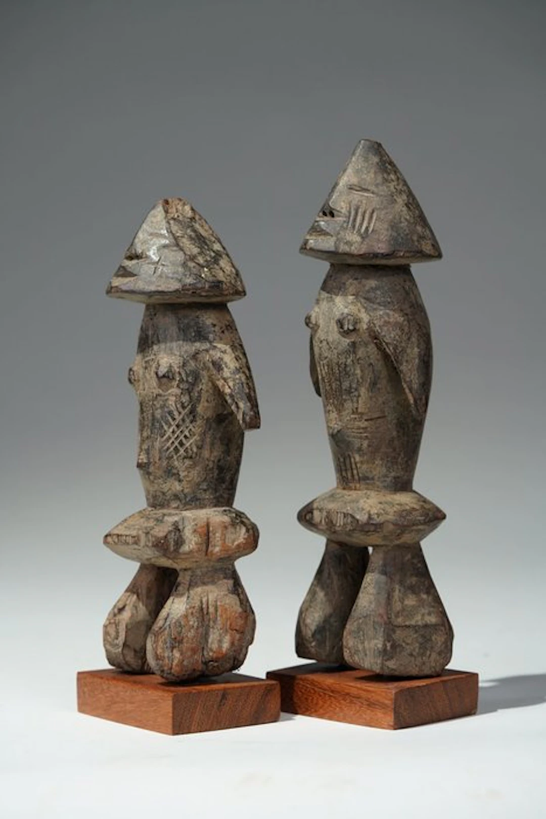 A wooden sculpture - Losso - Togo (No reserve price)