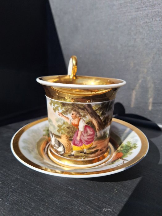 Vieux Paris - Cup and saucer - Very fine hard porcelain - Richly Gilded