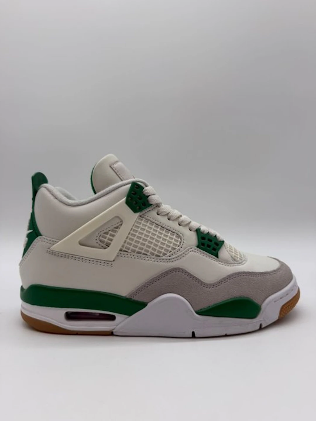 Air Jordan - Jordan 4 Retro SB Pine Green - Sneakers - Size: EU 40