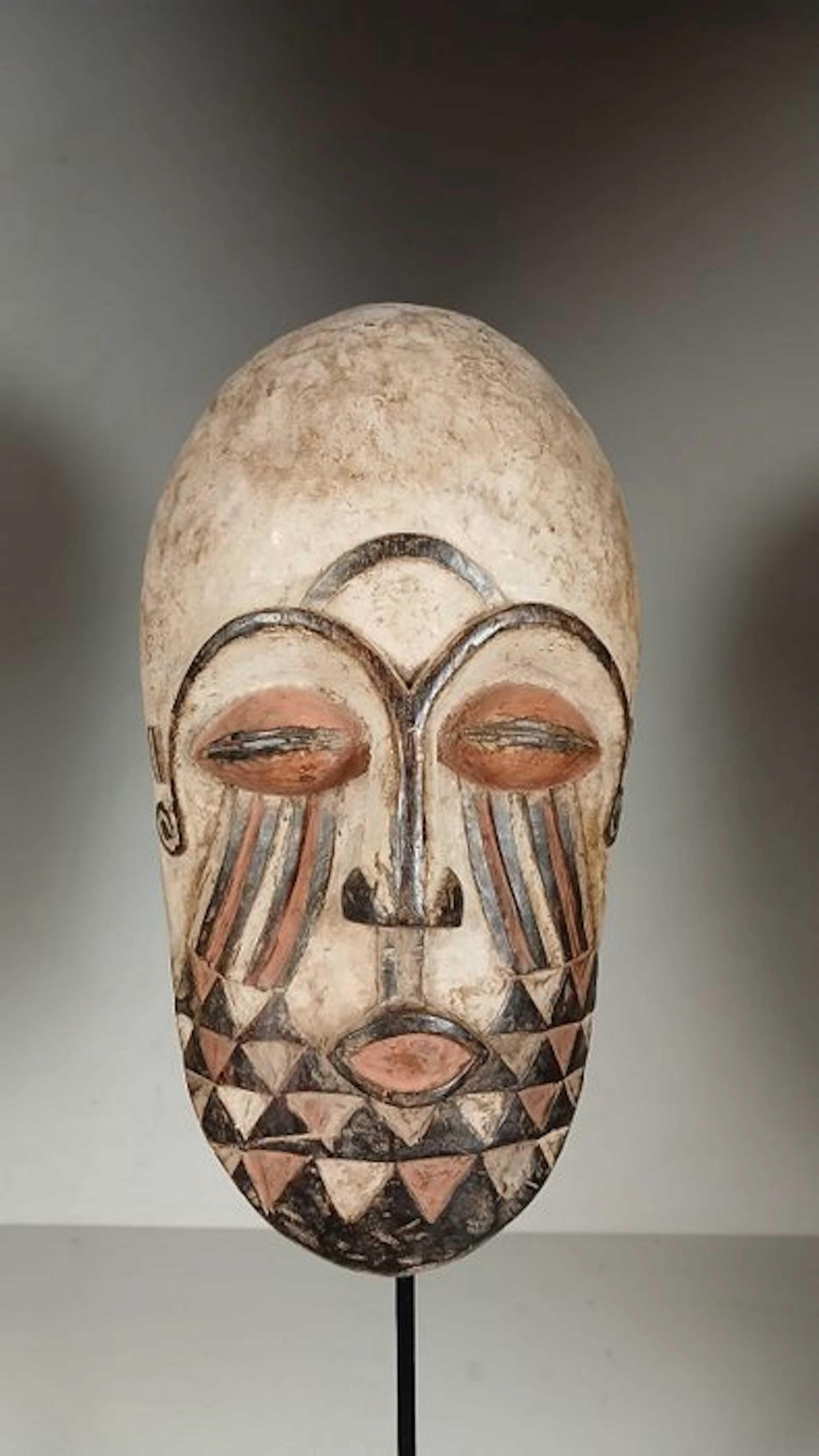 Mask - Congo (No reserve price)