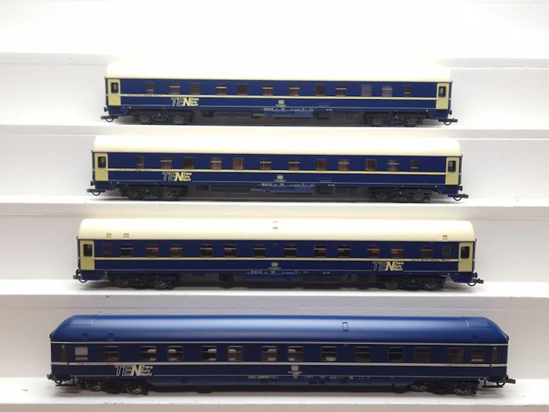 Roco H0 - 44841/45070 - Model train passenger carriage...