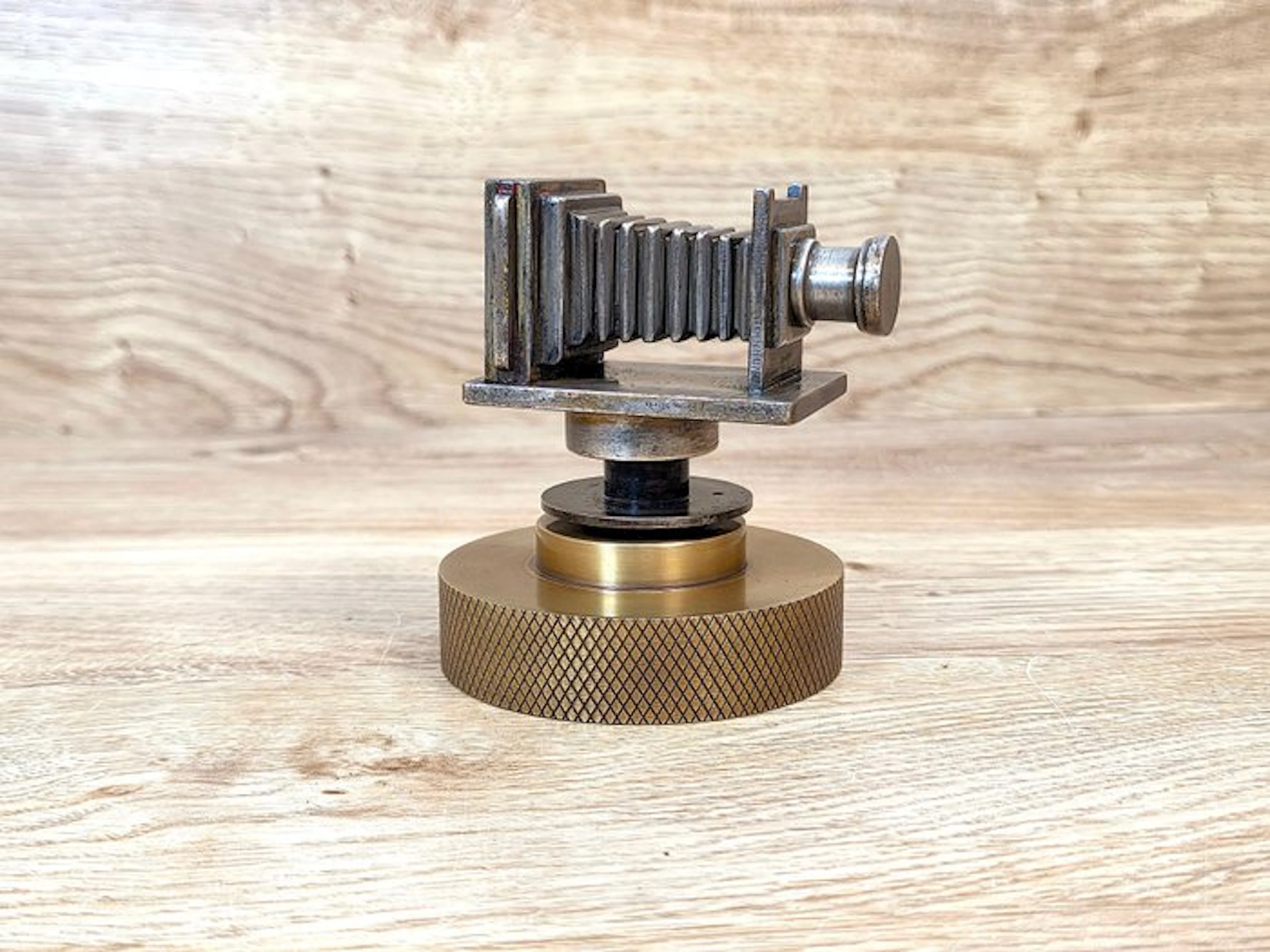 Car mascot (1) - Movie Camera - 1920-1930