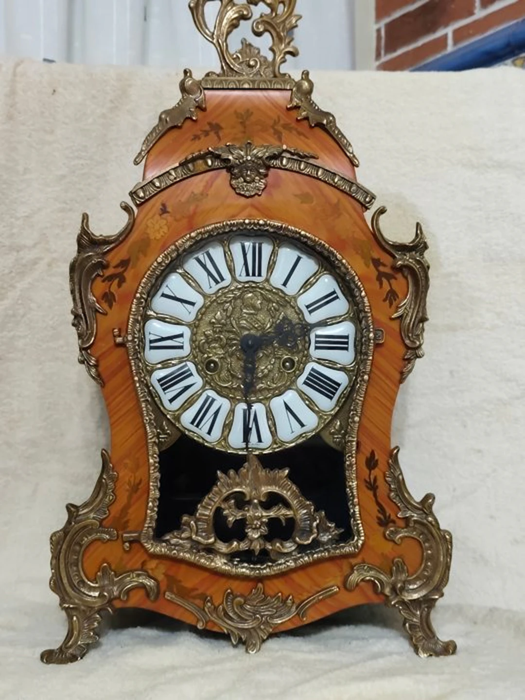 Boulle clock - Vintage - Gilt bronze, Chestnut - 1970-1980