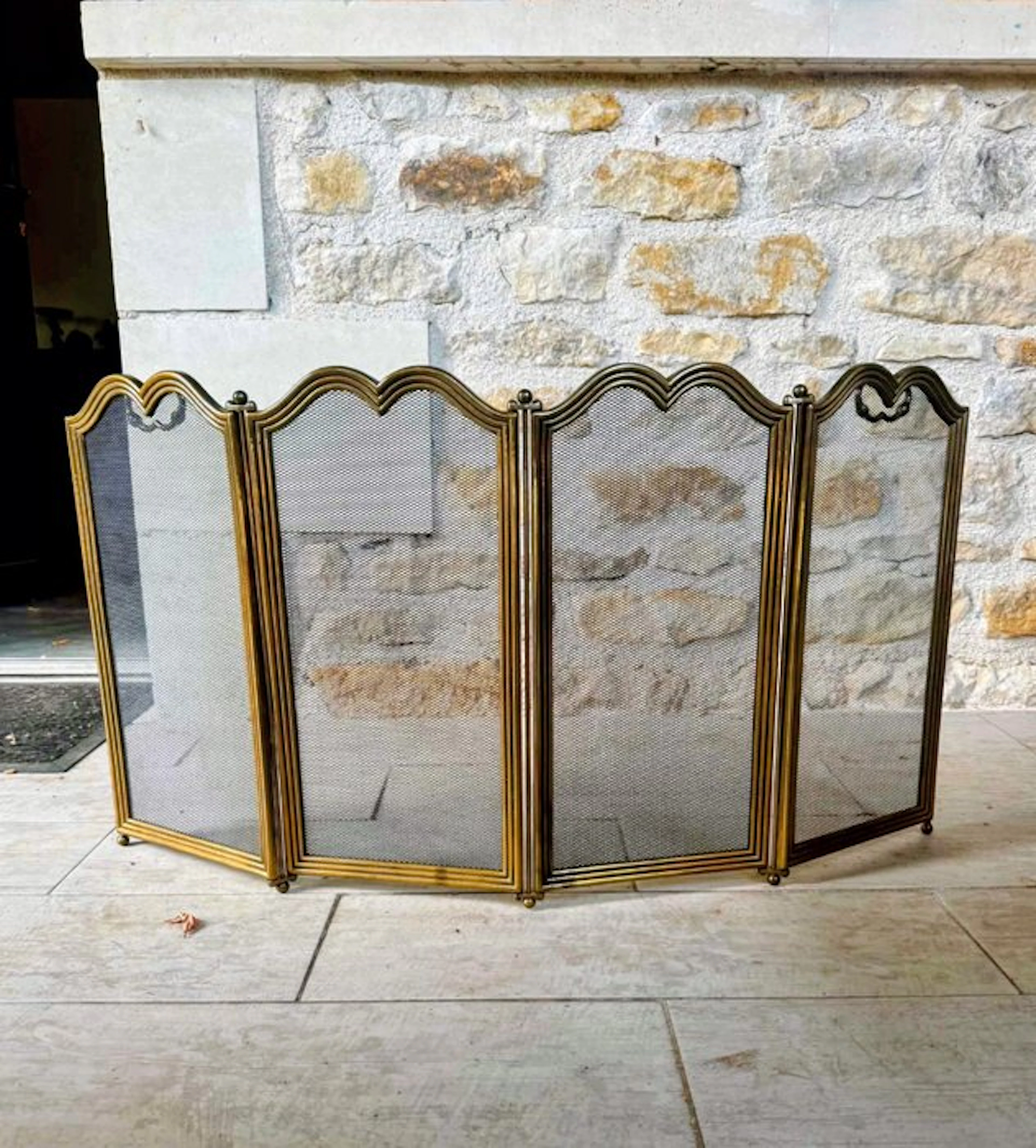 Fireplace accessory - Brass - Firewall