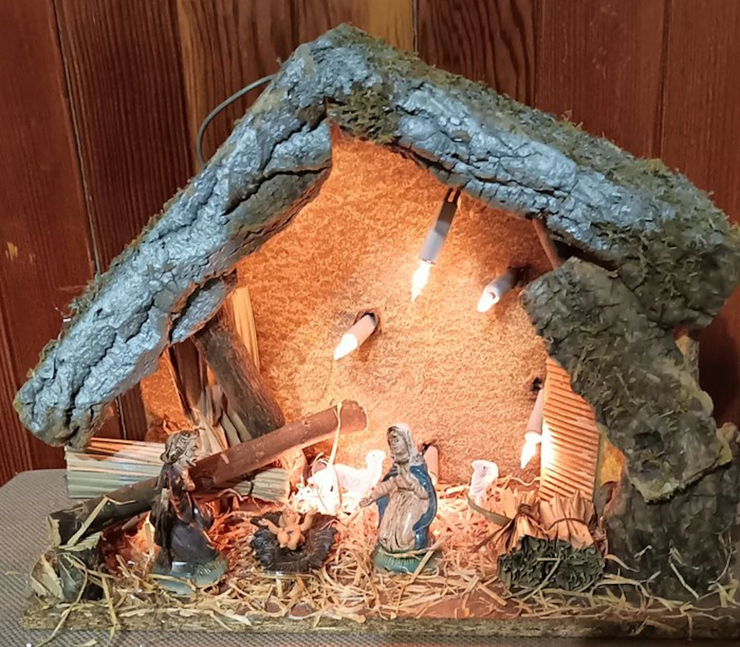 Nativity scene - Wood
