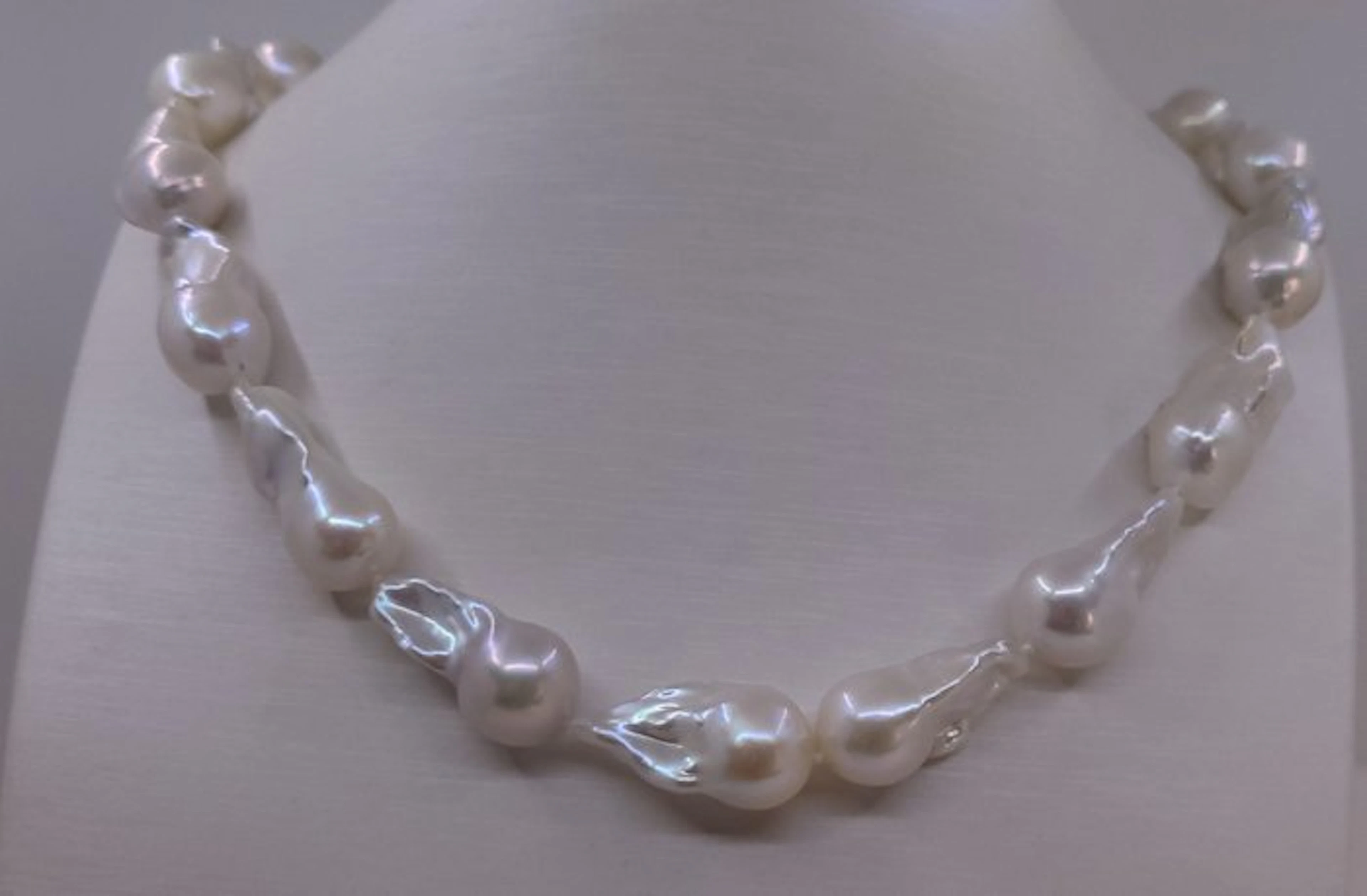 No reserve price - Necklace 12x13mm Baroque Edison Freshwater pearls