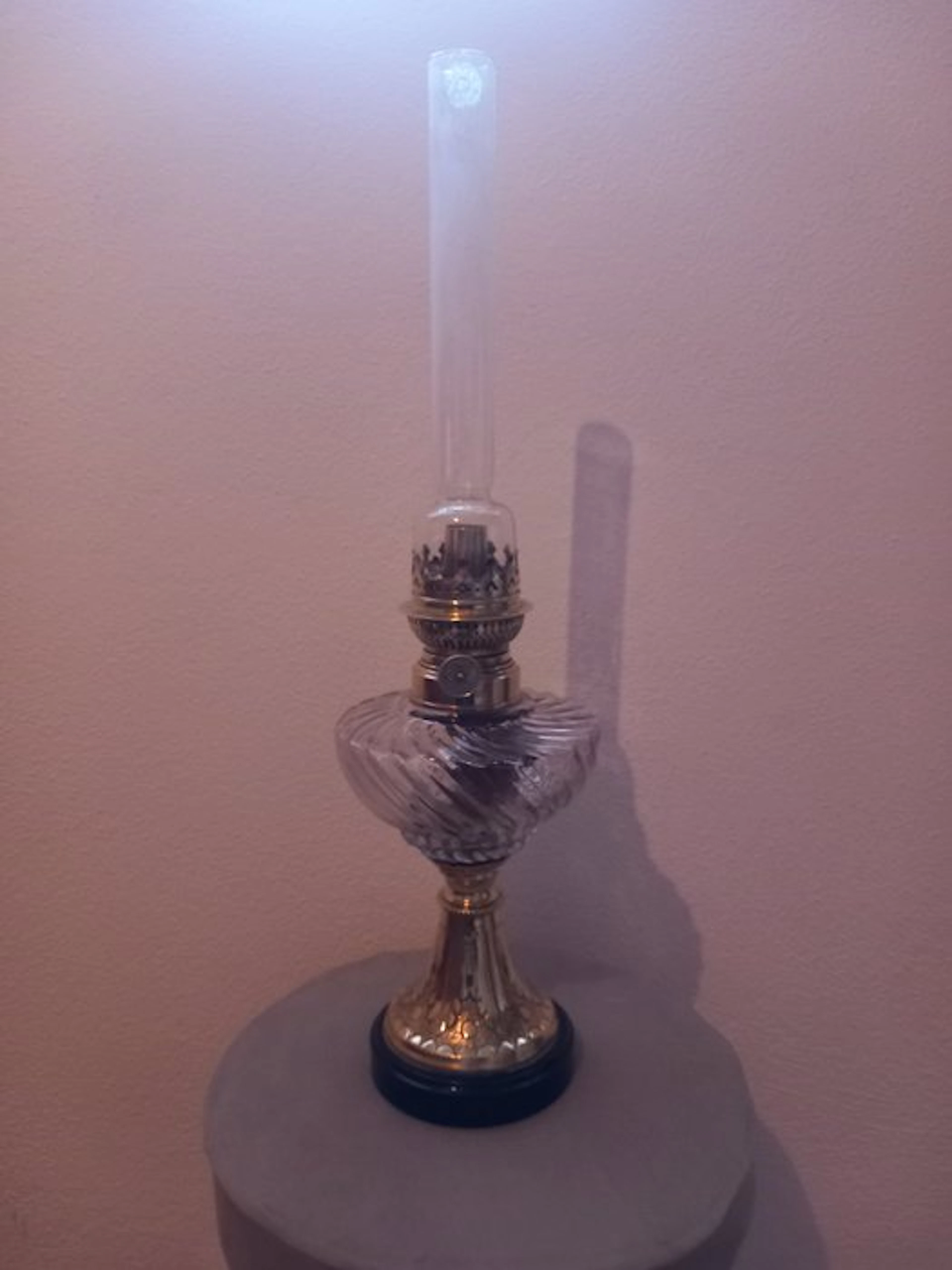 Kosmos - Oil lamp - Gilt brass, pirex