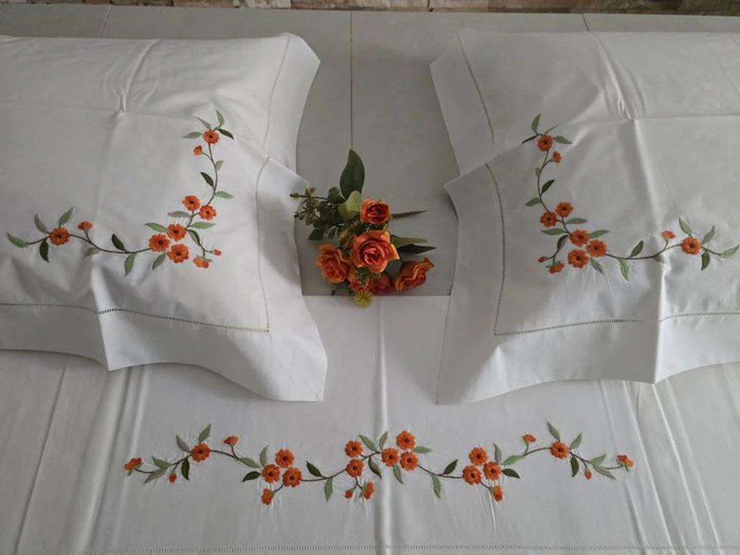 Set Lenzuola ricamate in puro cotone percalle Ricamo in...