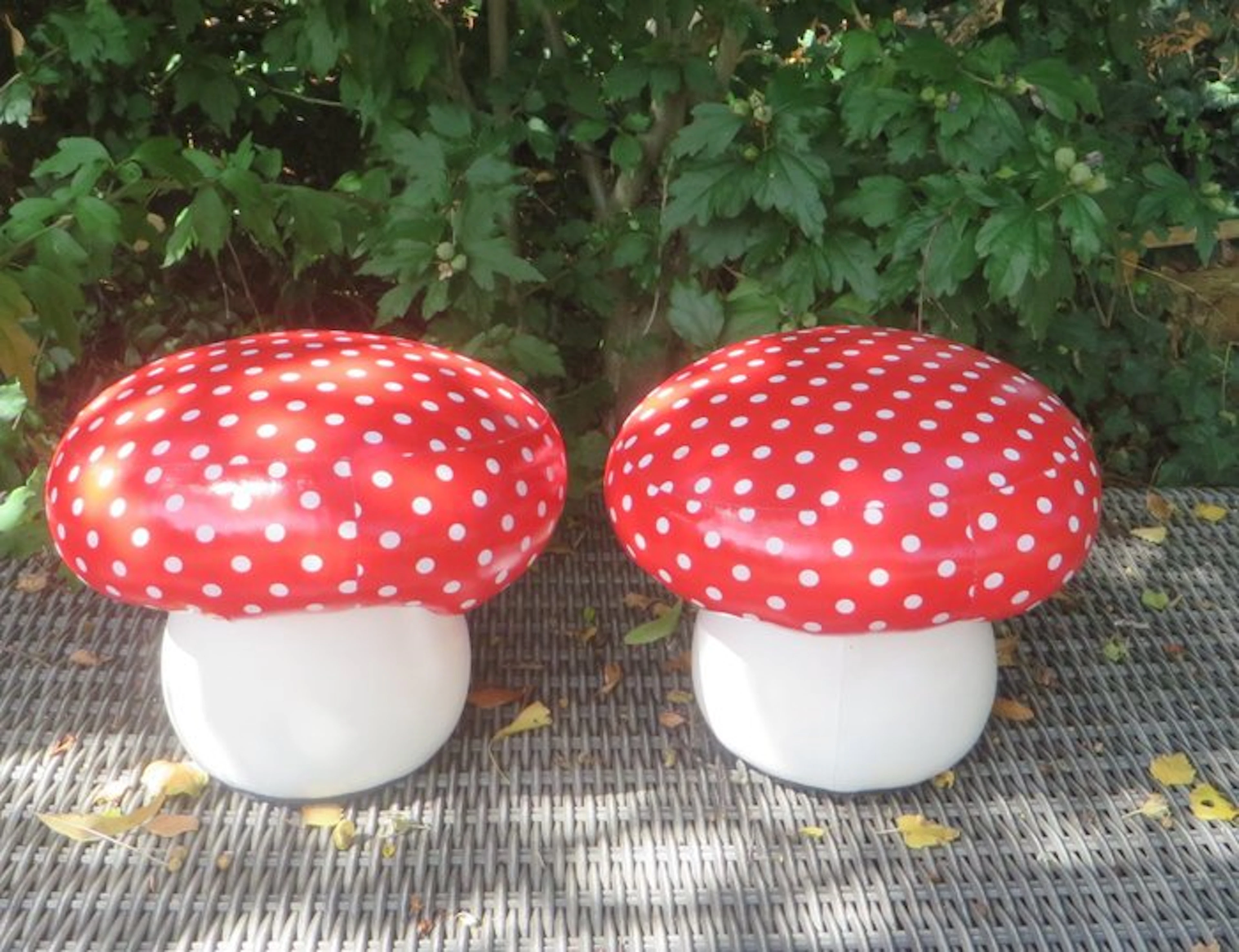 Efteling - Toy - Set van 2 grote paddenstoelenkrukjes –...